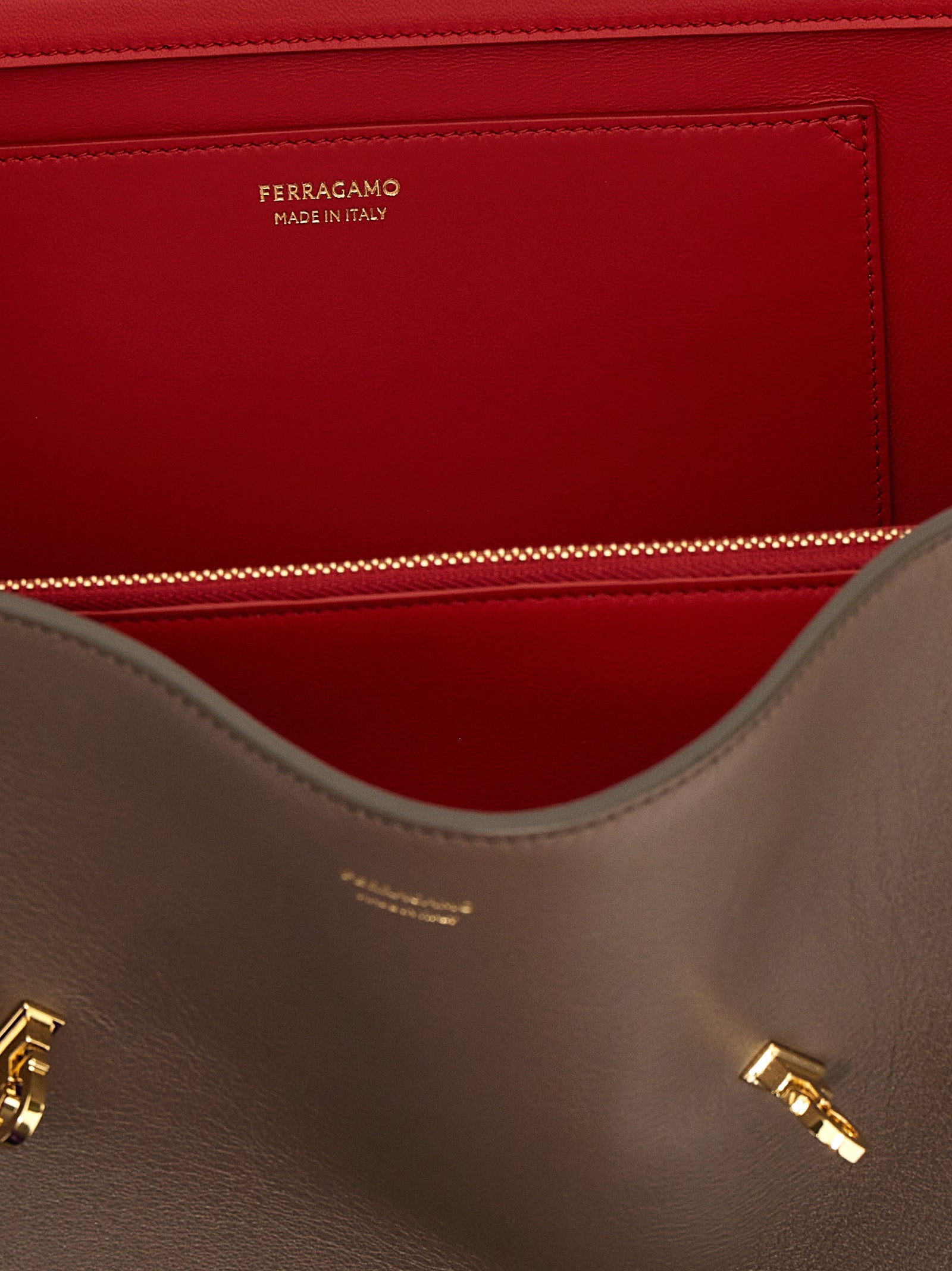 Ferragamo 'Hug Soft M' Shoulder Bag