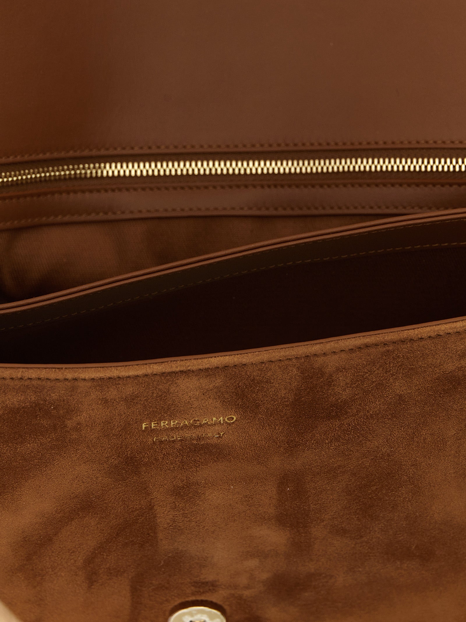 Ferragamo 'Th L' Shoulder Bag