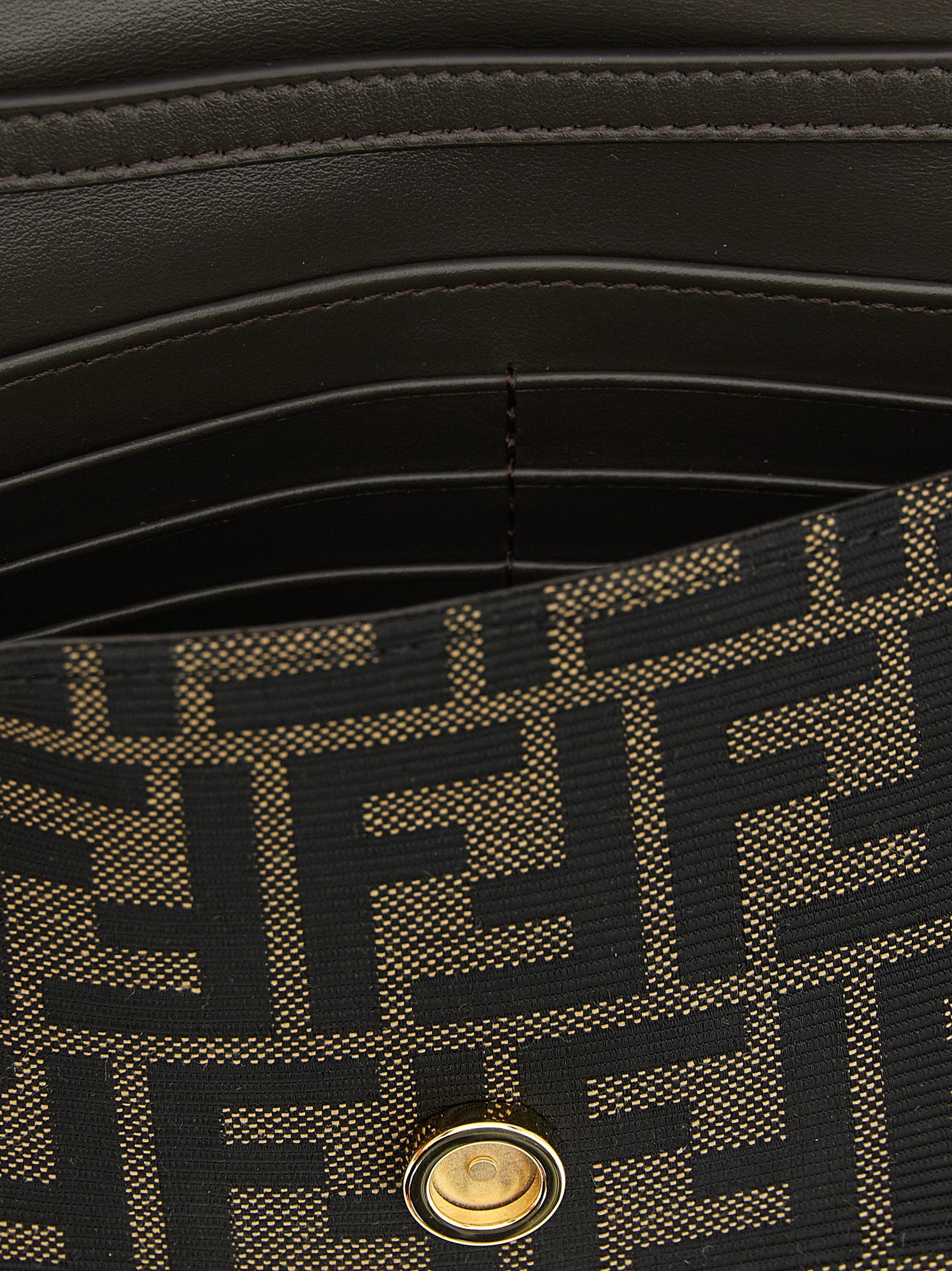 Fendi 'Tube' Wallet On Chain