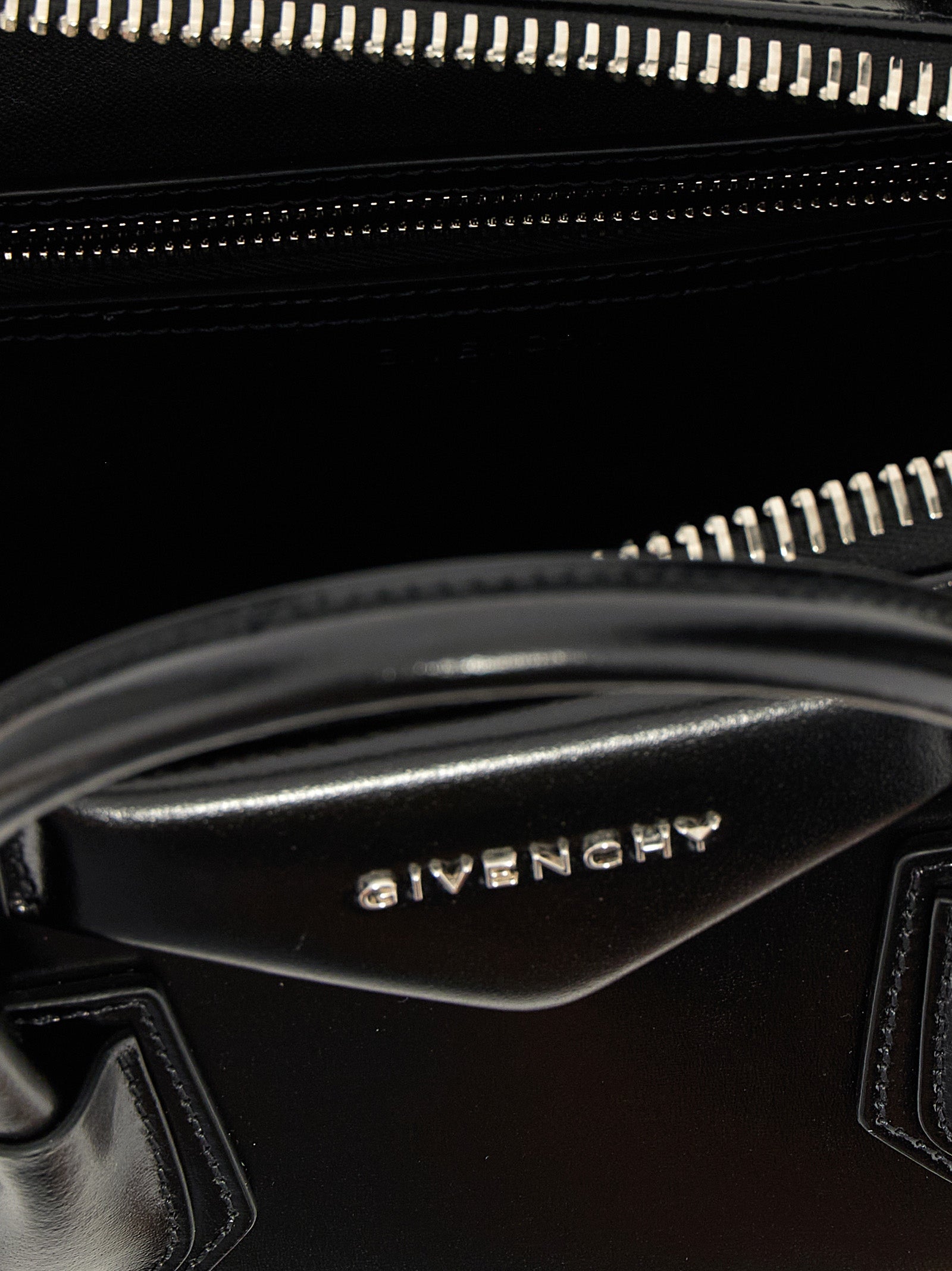 Givenchy 'Antigona' Small Handbag