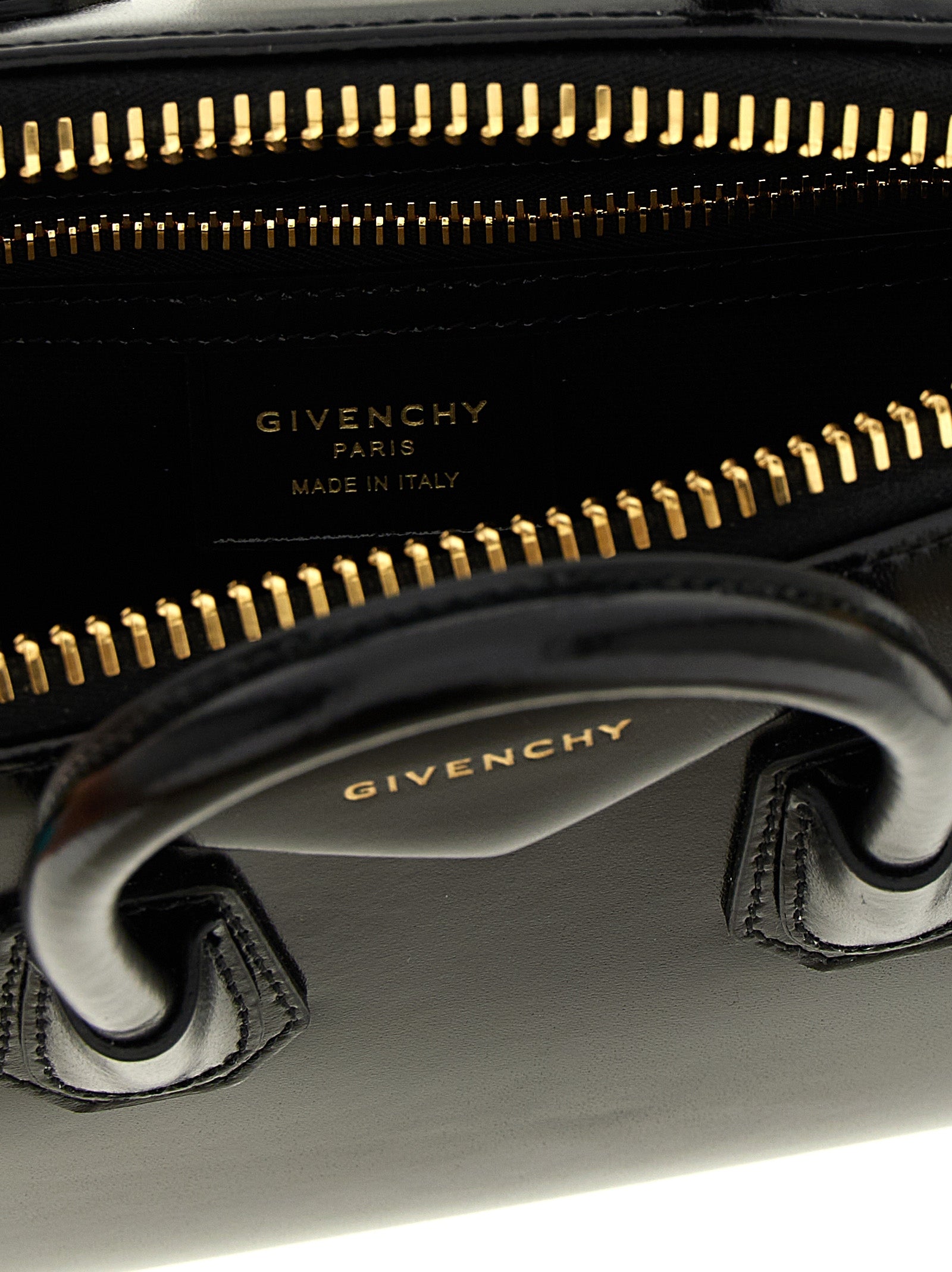 Givenchy 'Antigona' Mini Handbag