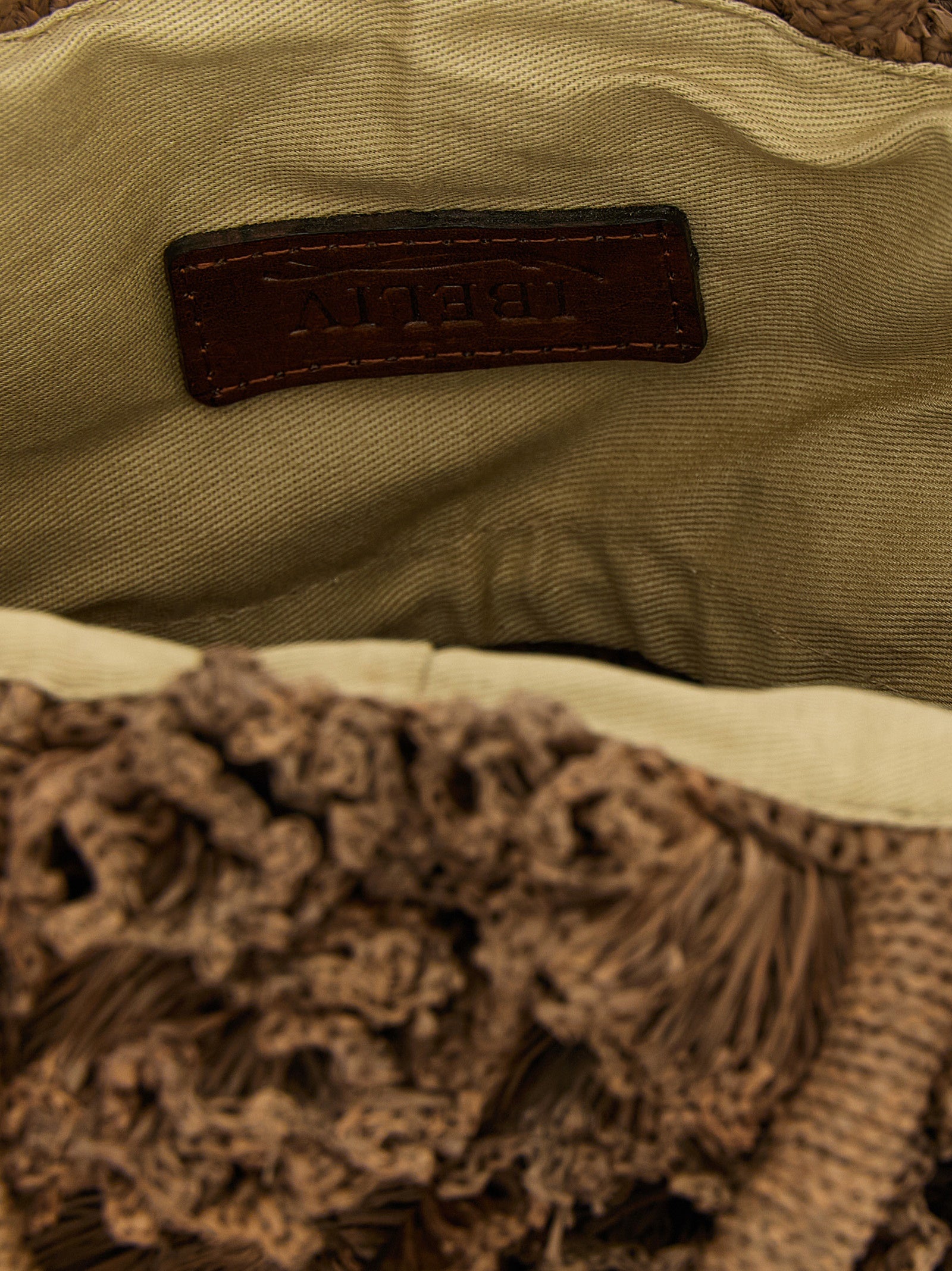 Ibeliv 'Coral' Handbag