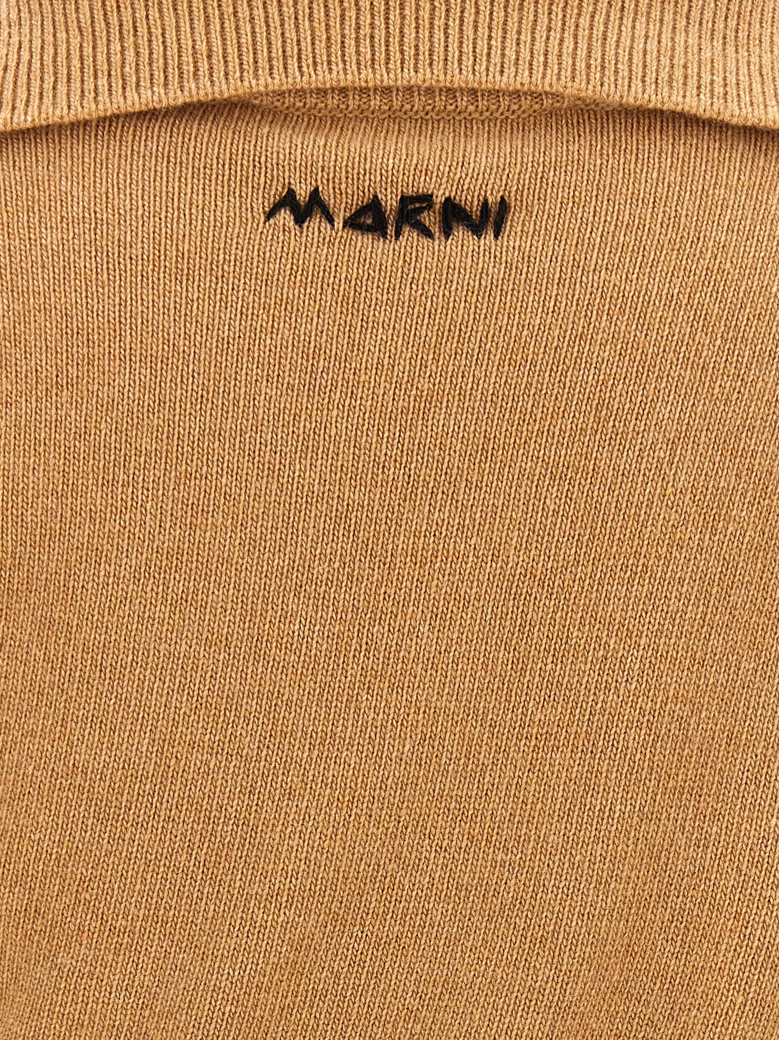 Marni Sweater Stitching