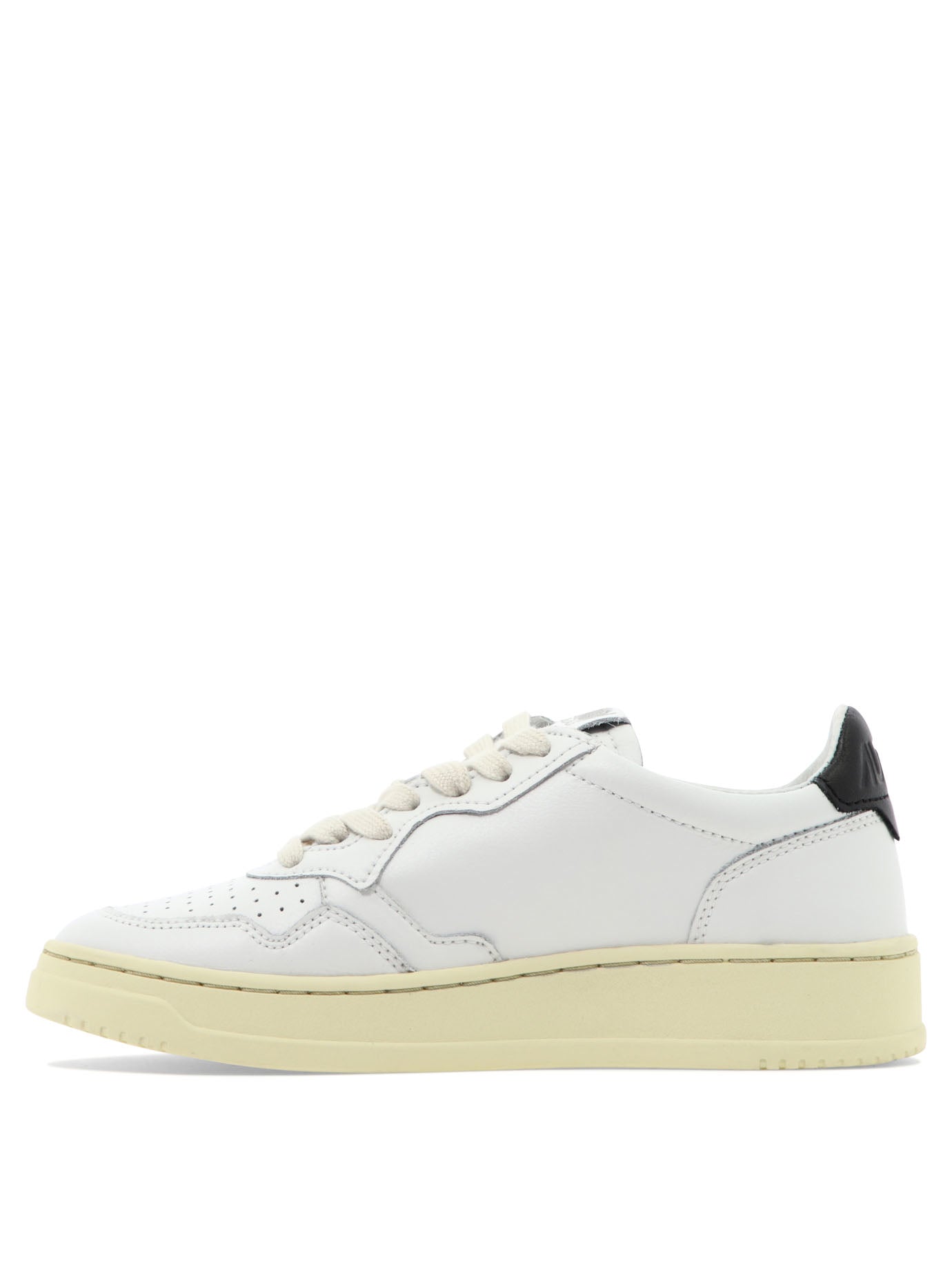 Autry Medalist Low Sneakers