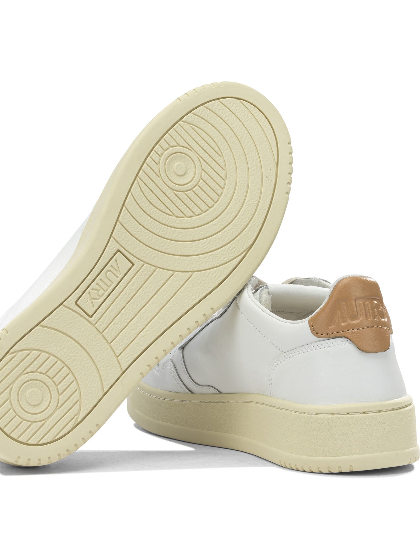 Autry Sneakers & Slip-On