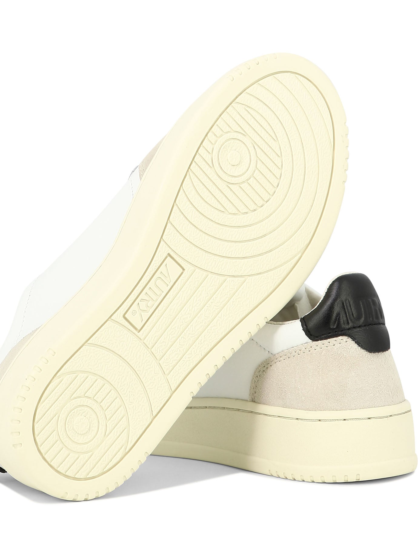 Autry Medalist Low Sneakers