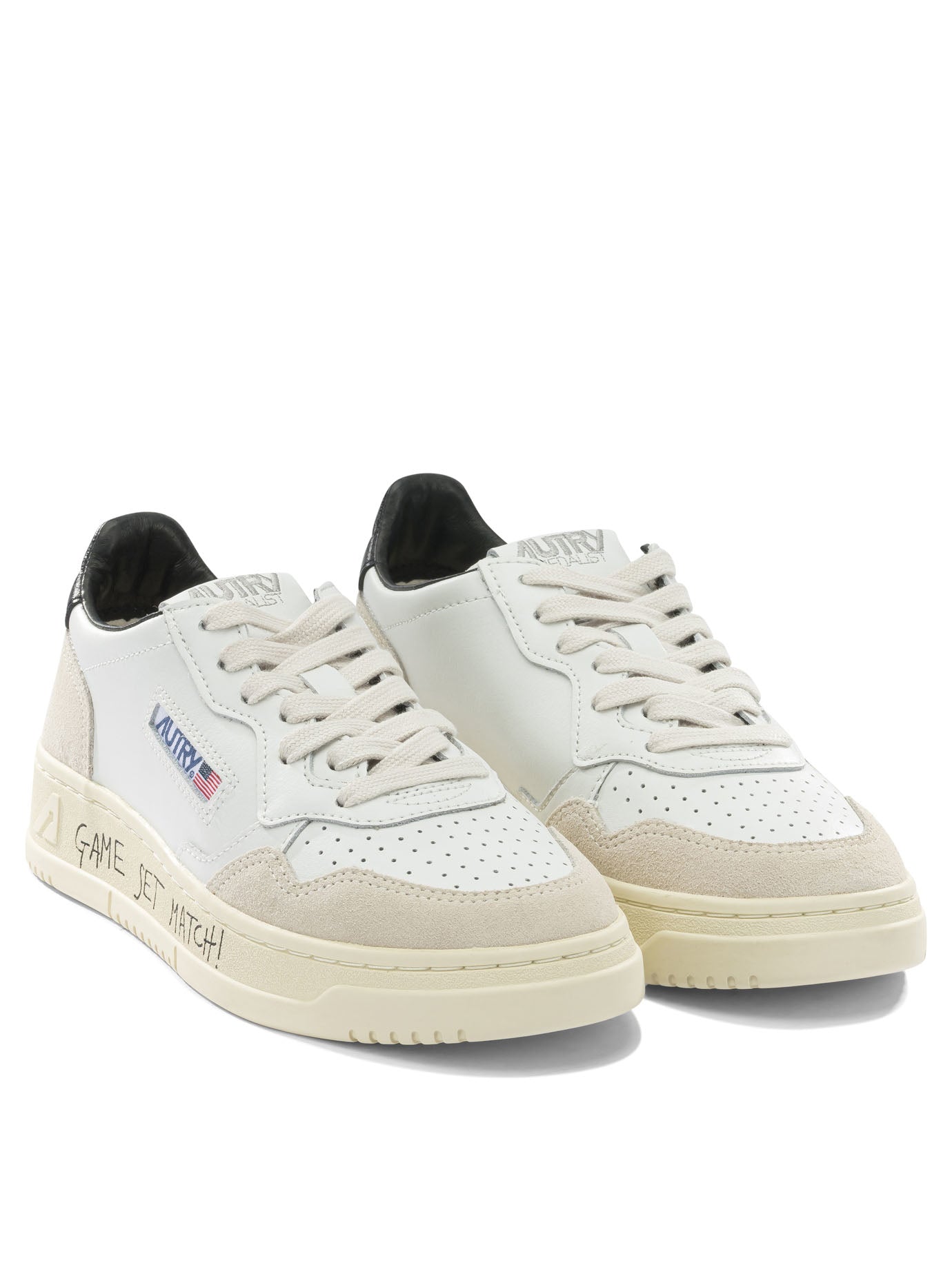 Autry Medalist Low Sneakers With Lettering
