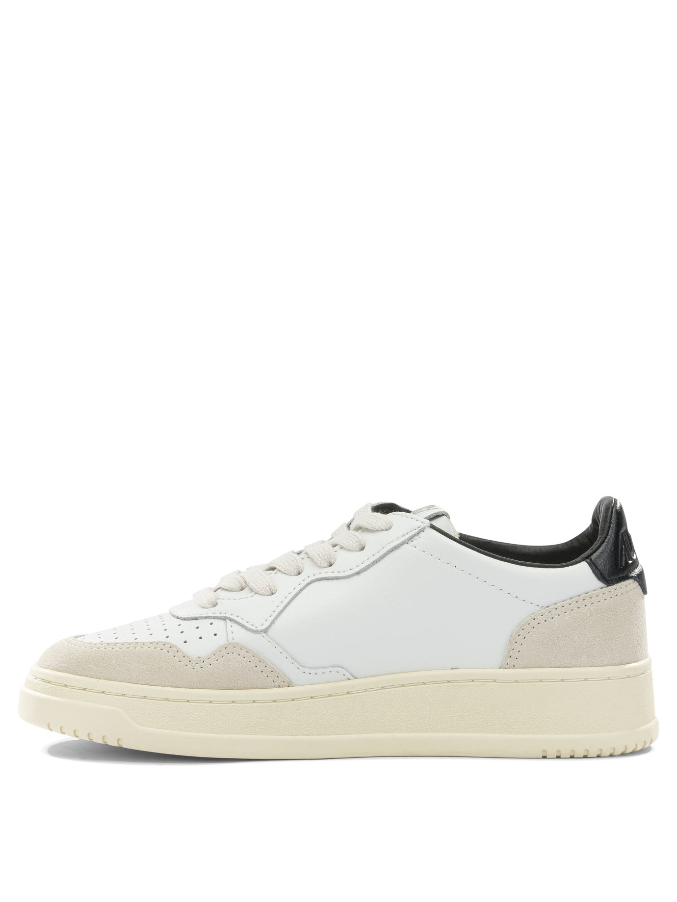 Autry Medalist Low Sneakers With Lettering