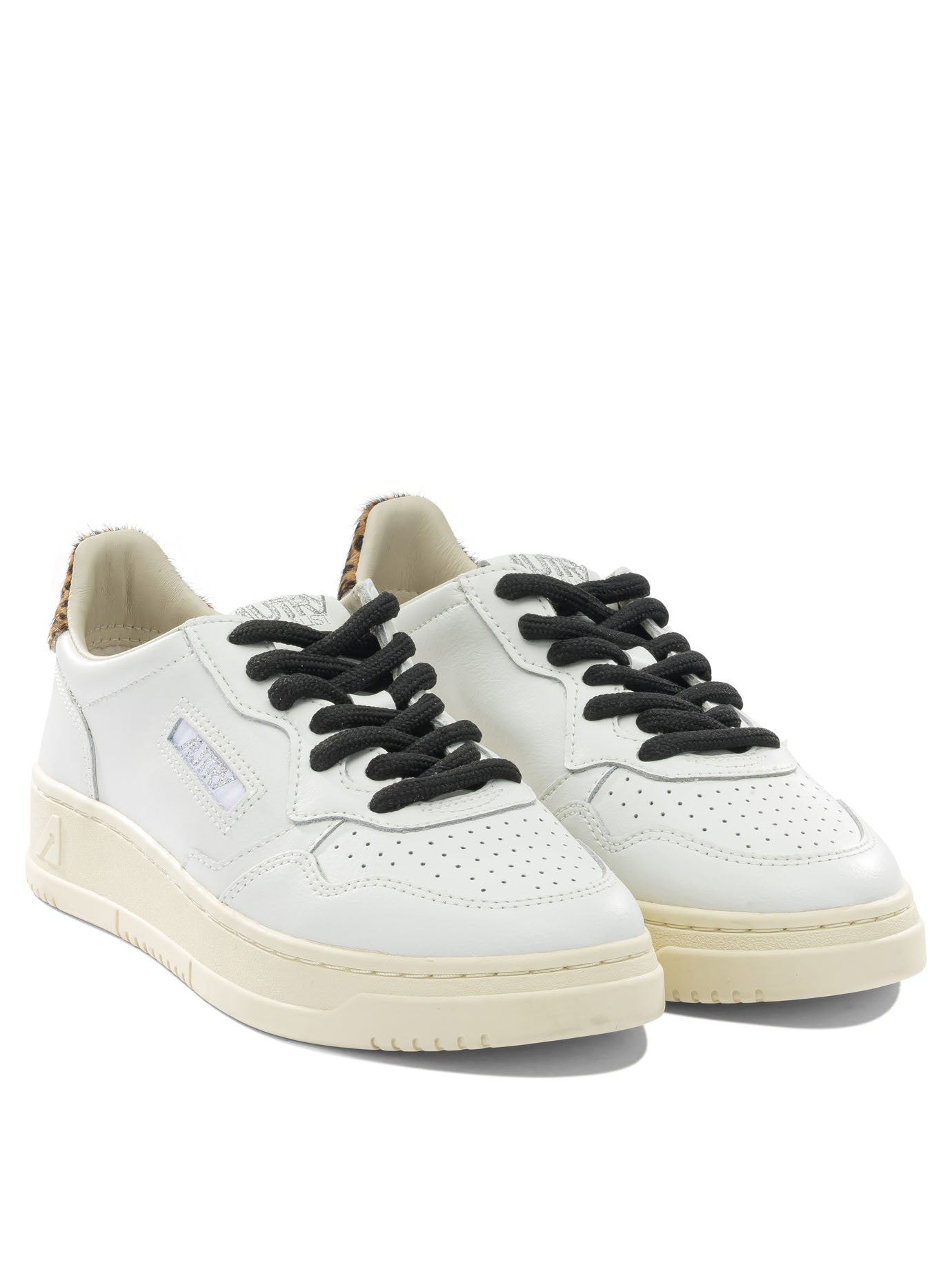 Autry Medalist Low Sneakers