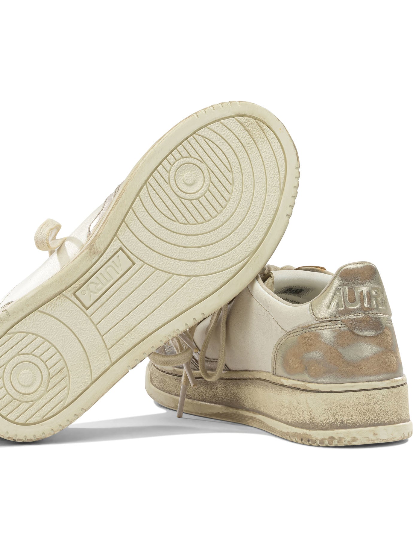 Autry Medalist Low Super Vintage Low Top Sneakers
