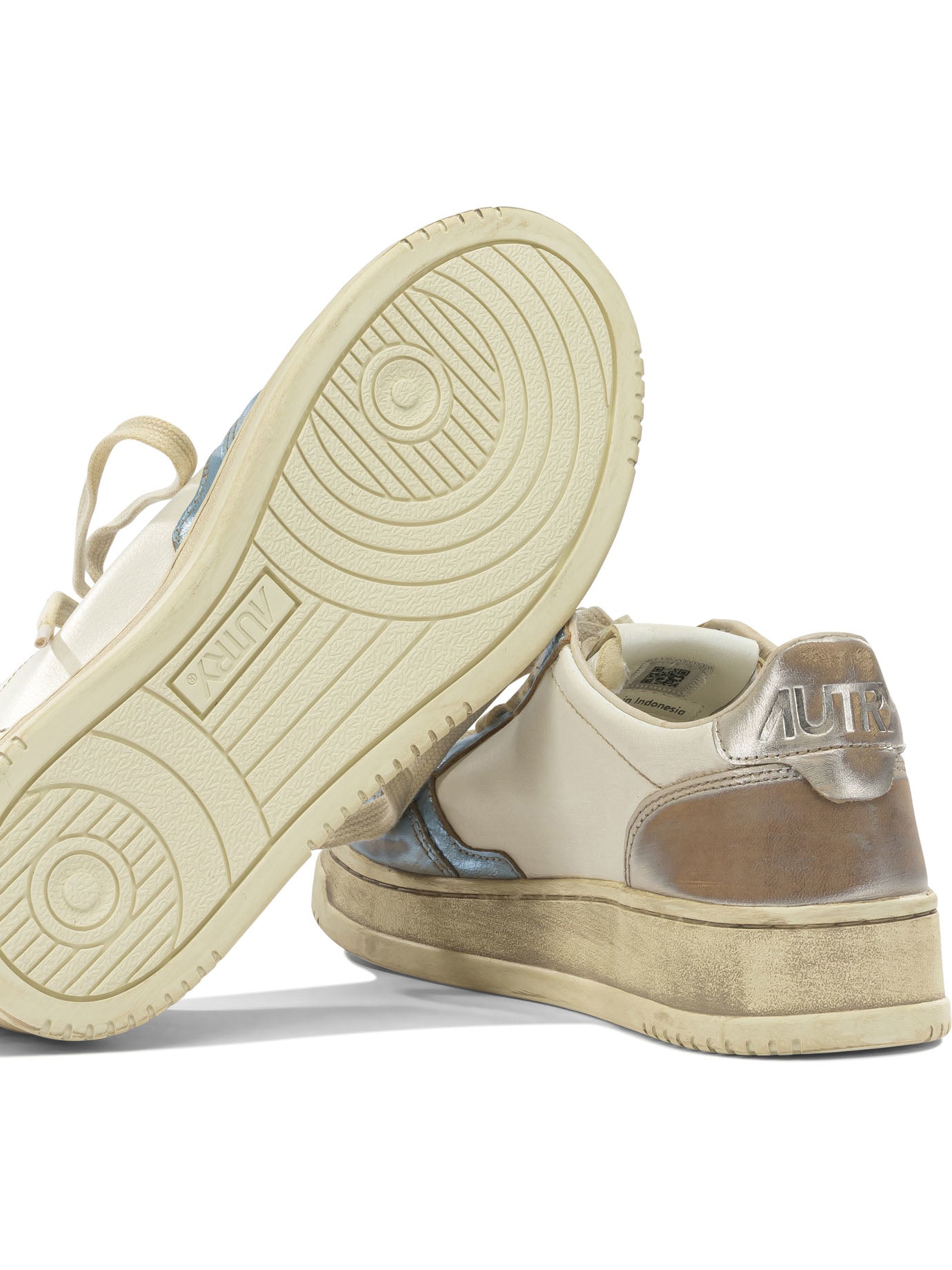 Autry Medalist Low Super Vintage Low Top Sneakers