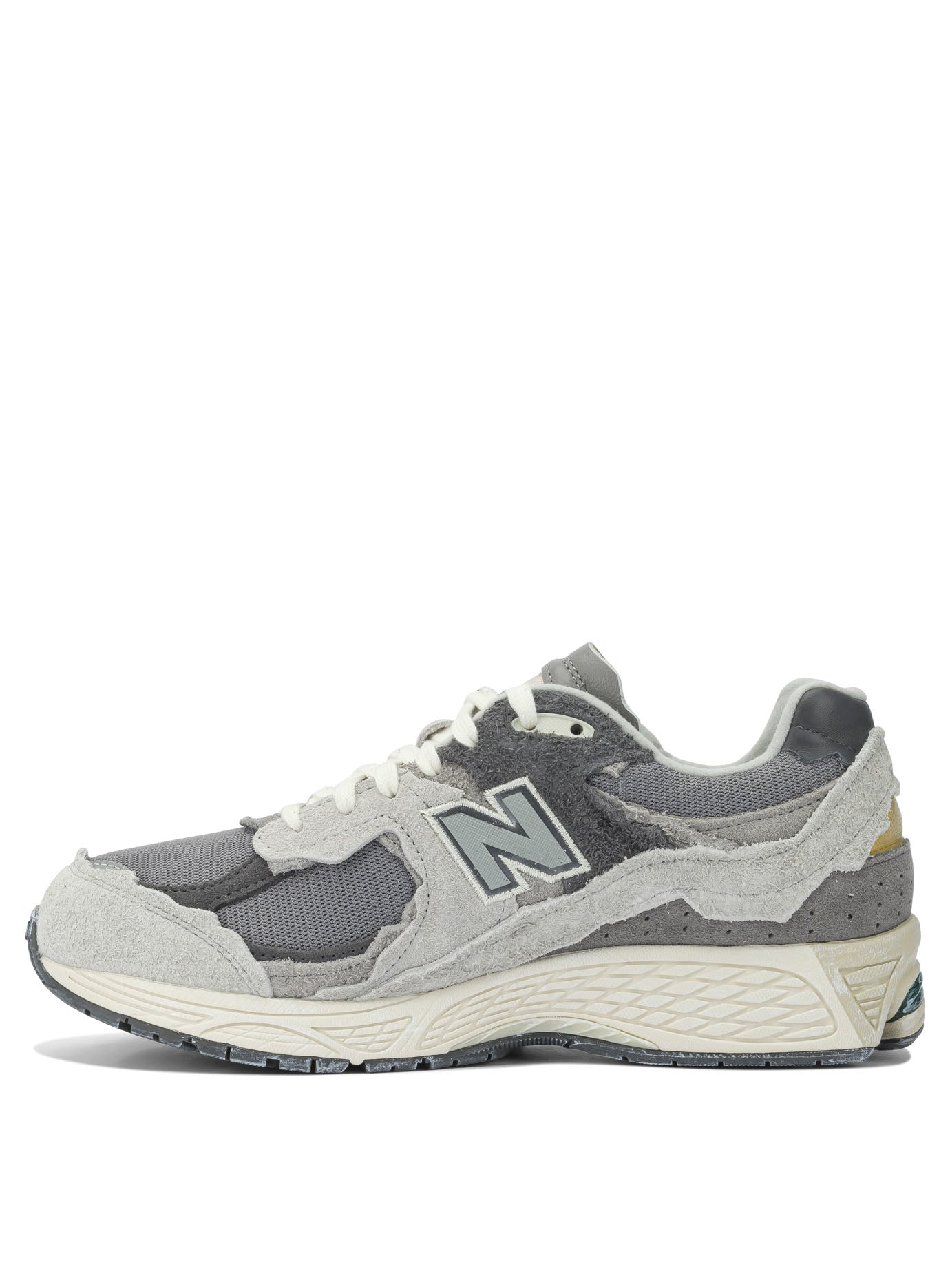 New Balance 2002R Protection Pack Low Sneakers