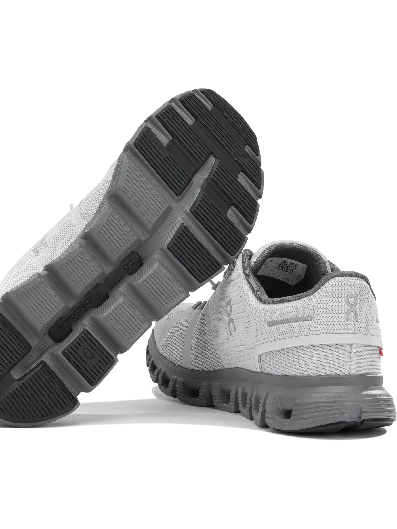 On Running Cloud 6 Low Sneakers
