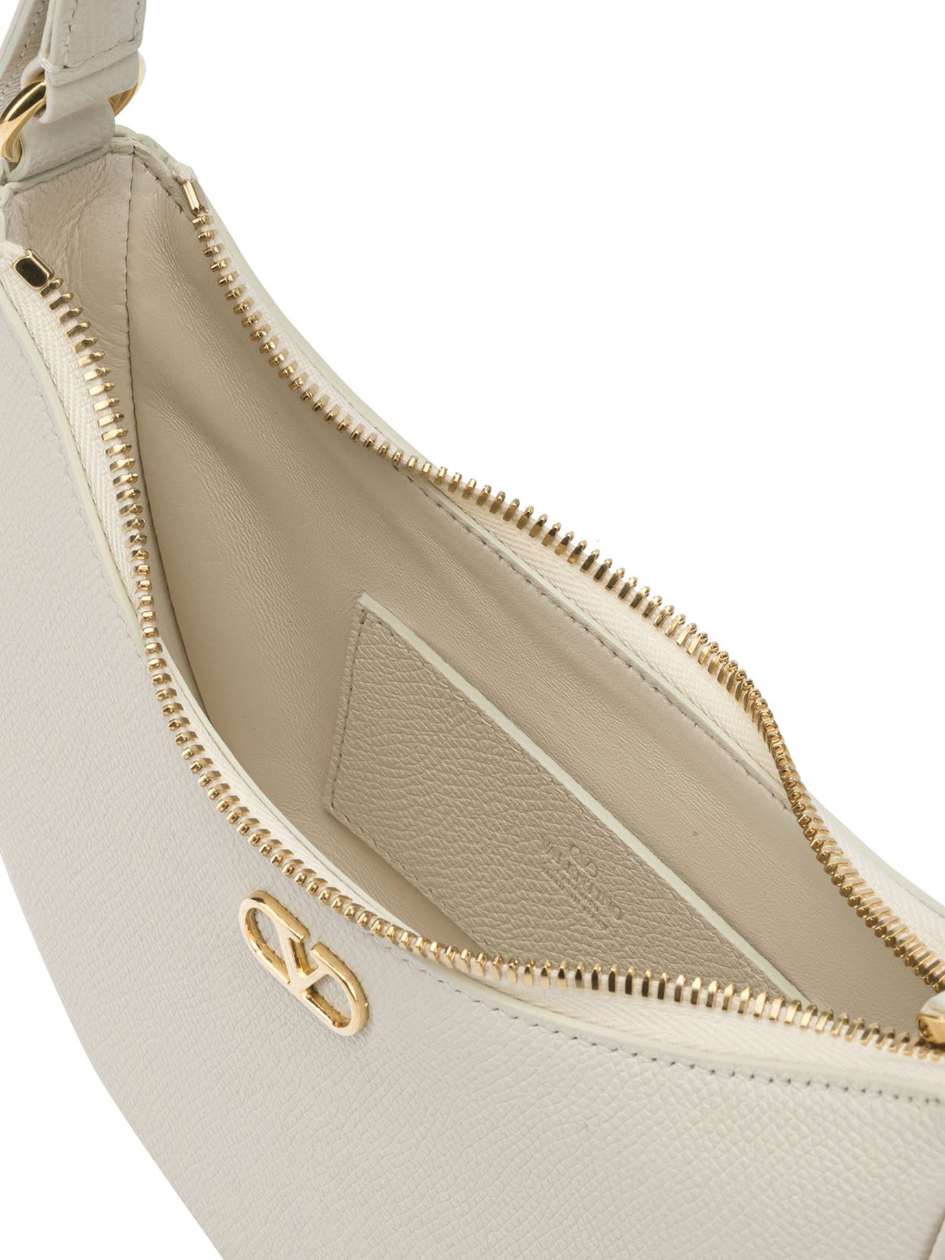 Valentino Garavani Shoulder Bags