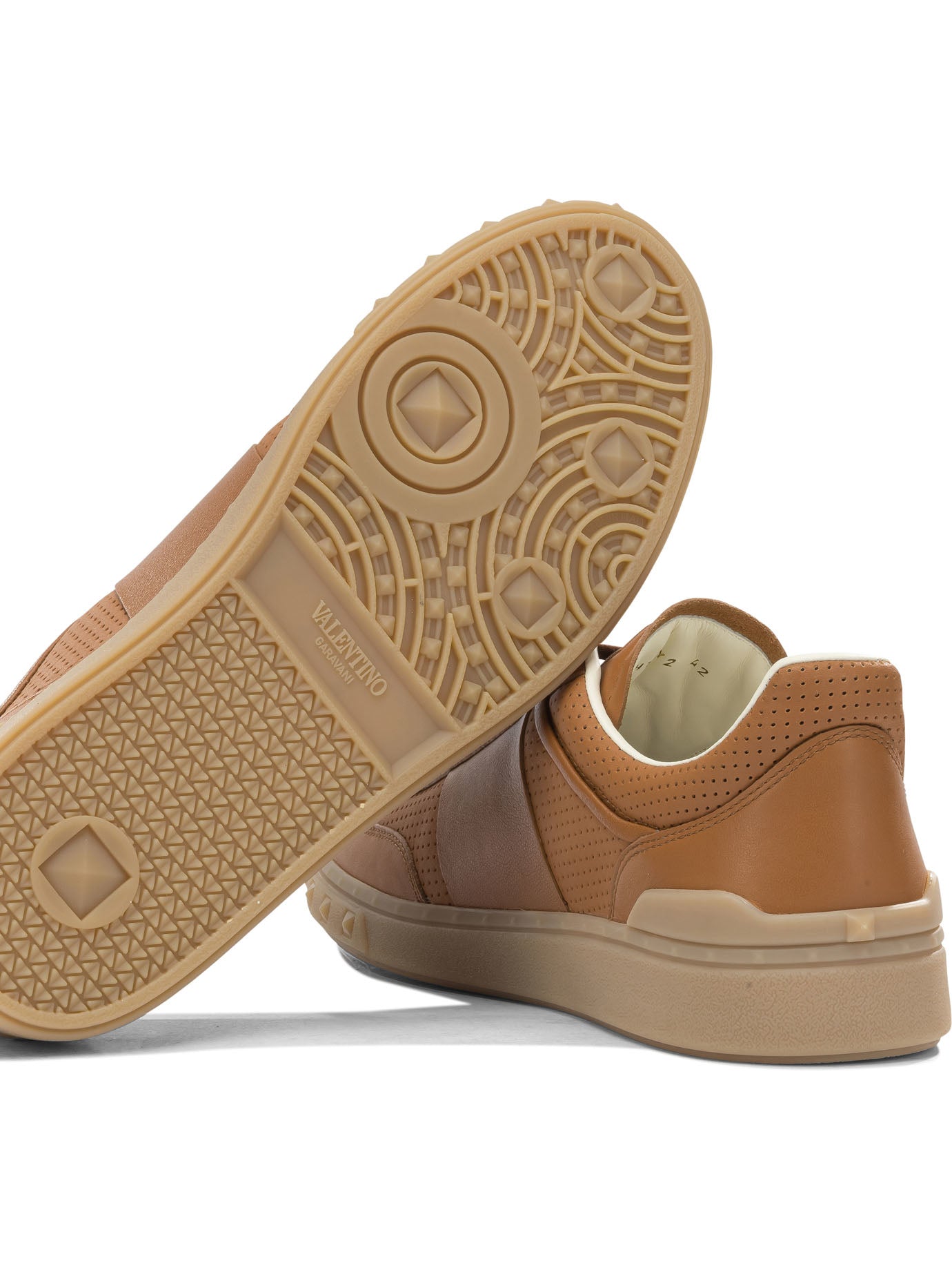 Valentino Garavani Sneakers & Slip-On