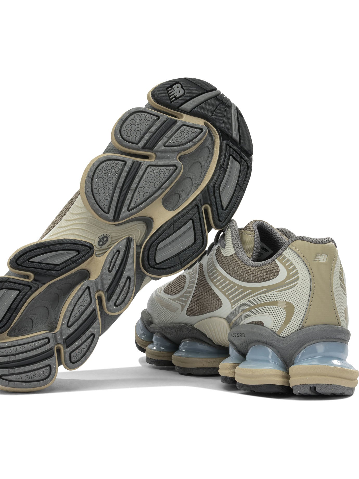 New Balance Abzorb 2000 Low-Top Sneakers