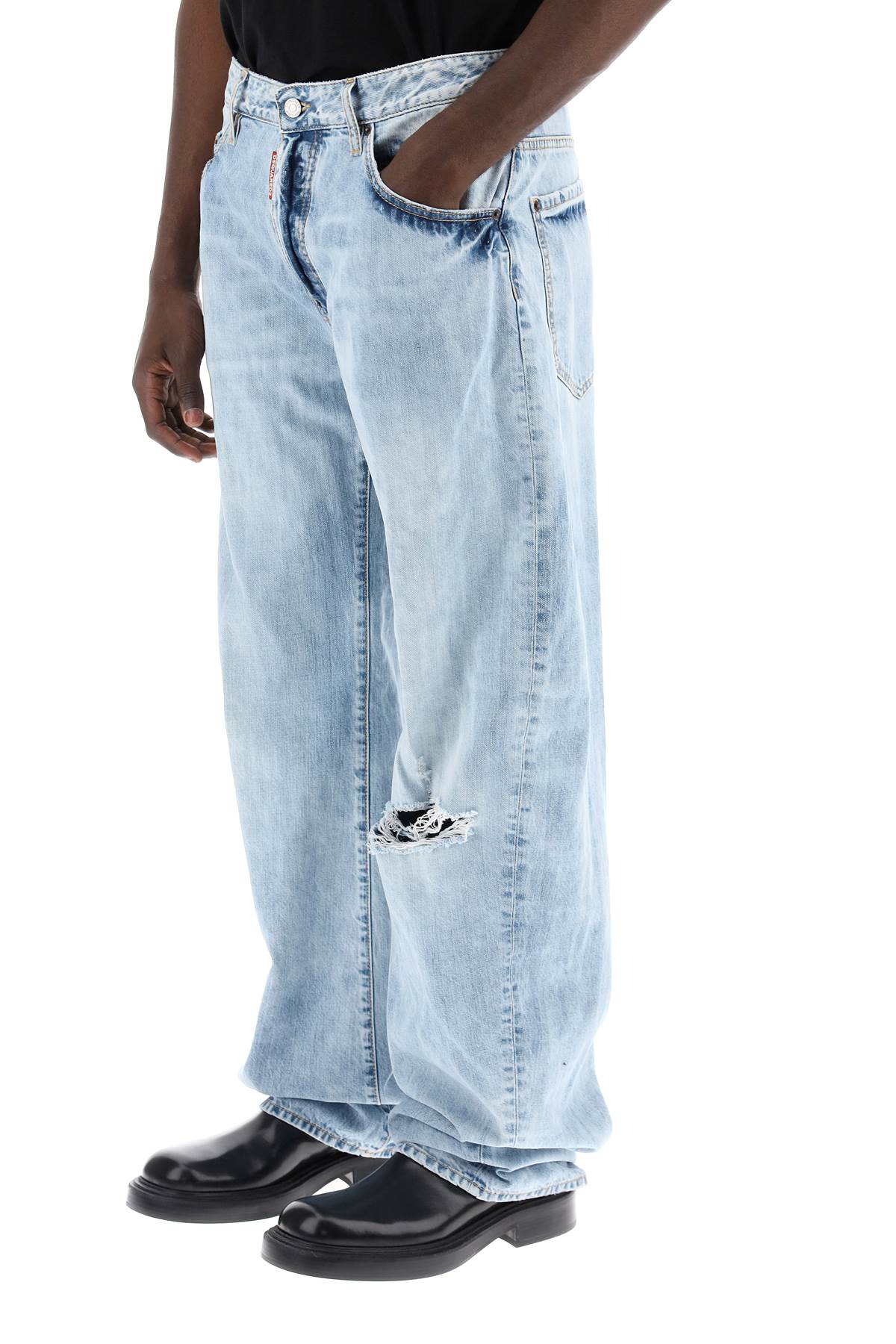 Dsquared2 Oversized Jeans With Destroyed