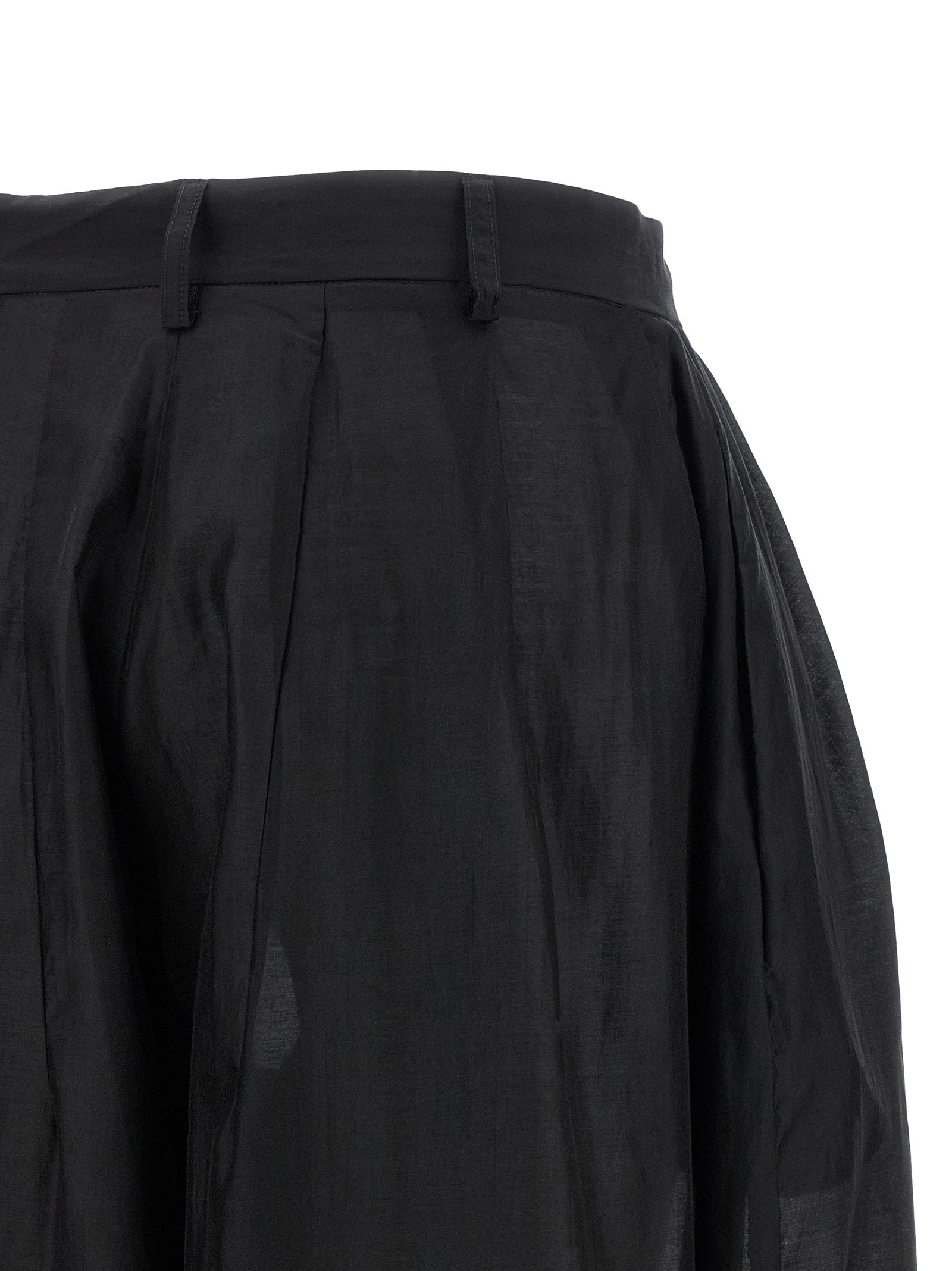 Thelatest 'Dilan' Pants