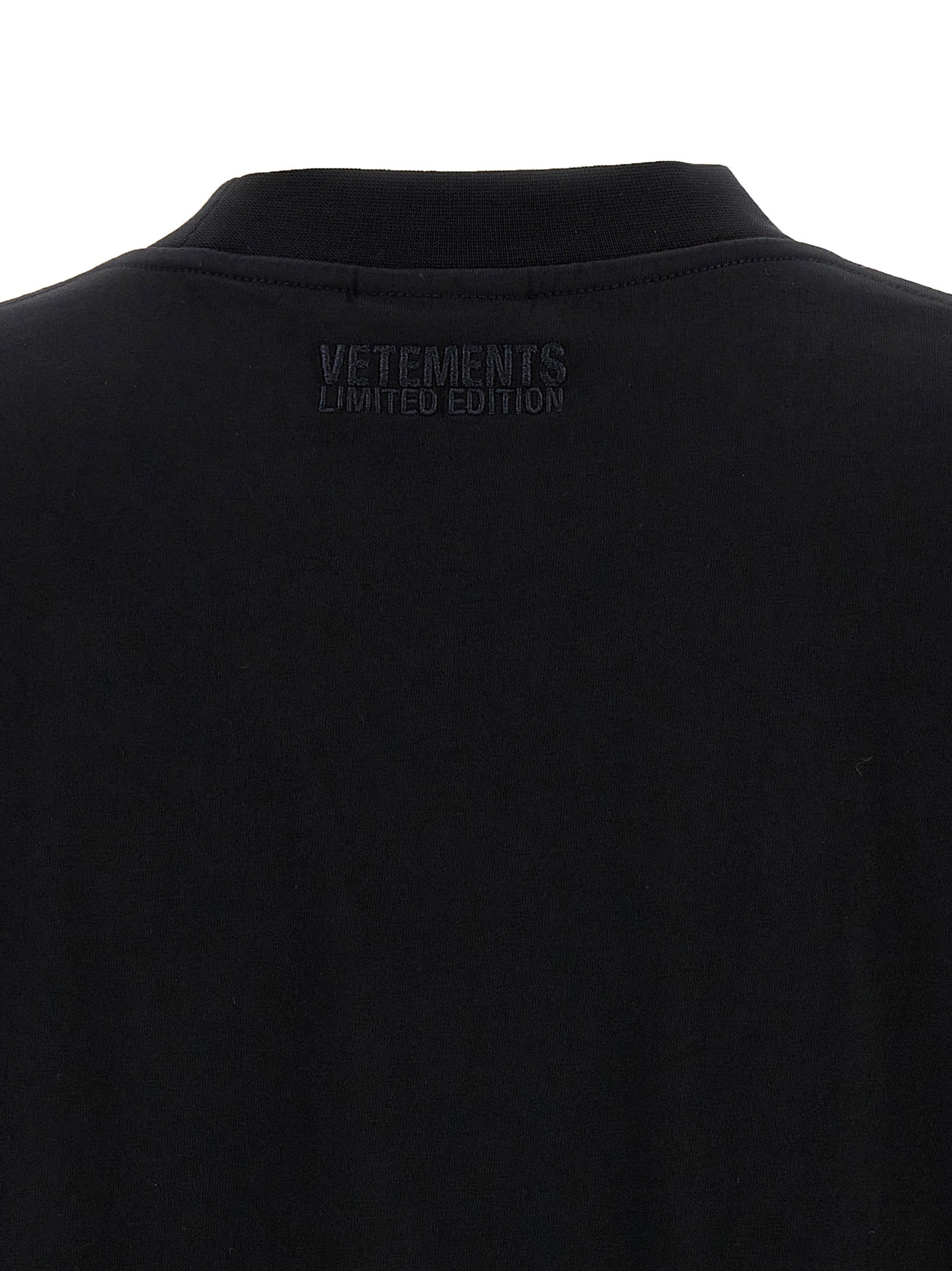 Vetements 'Oval Logo' T-Shirt