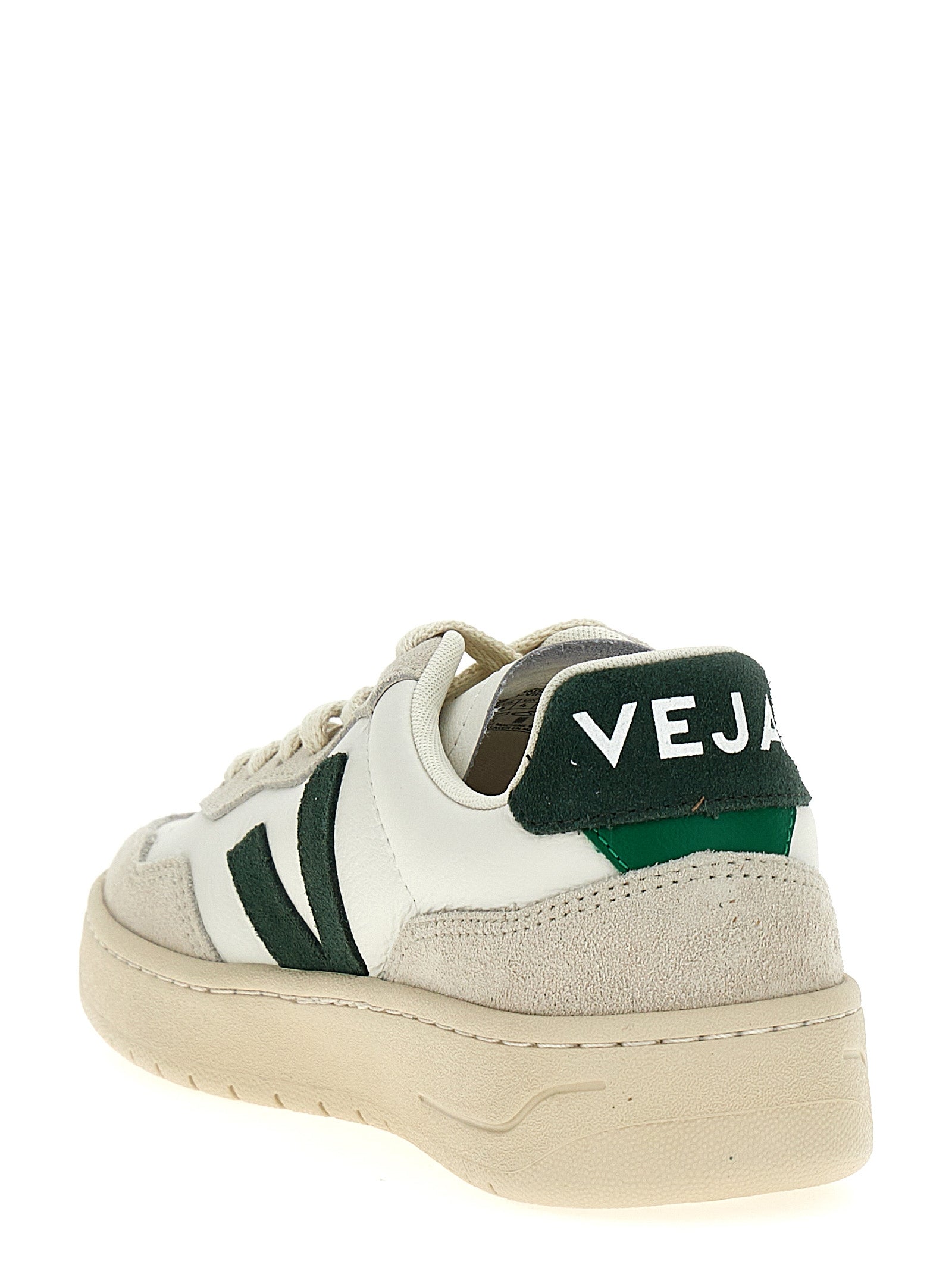 Veja 'V-90' Sneakers