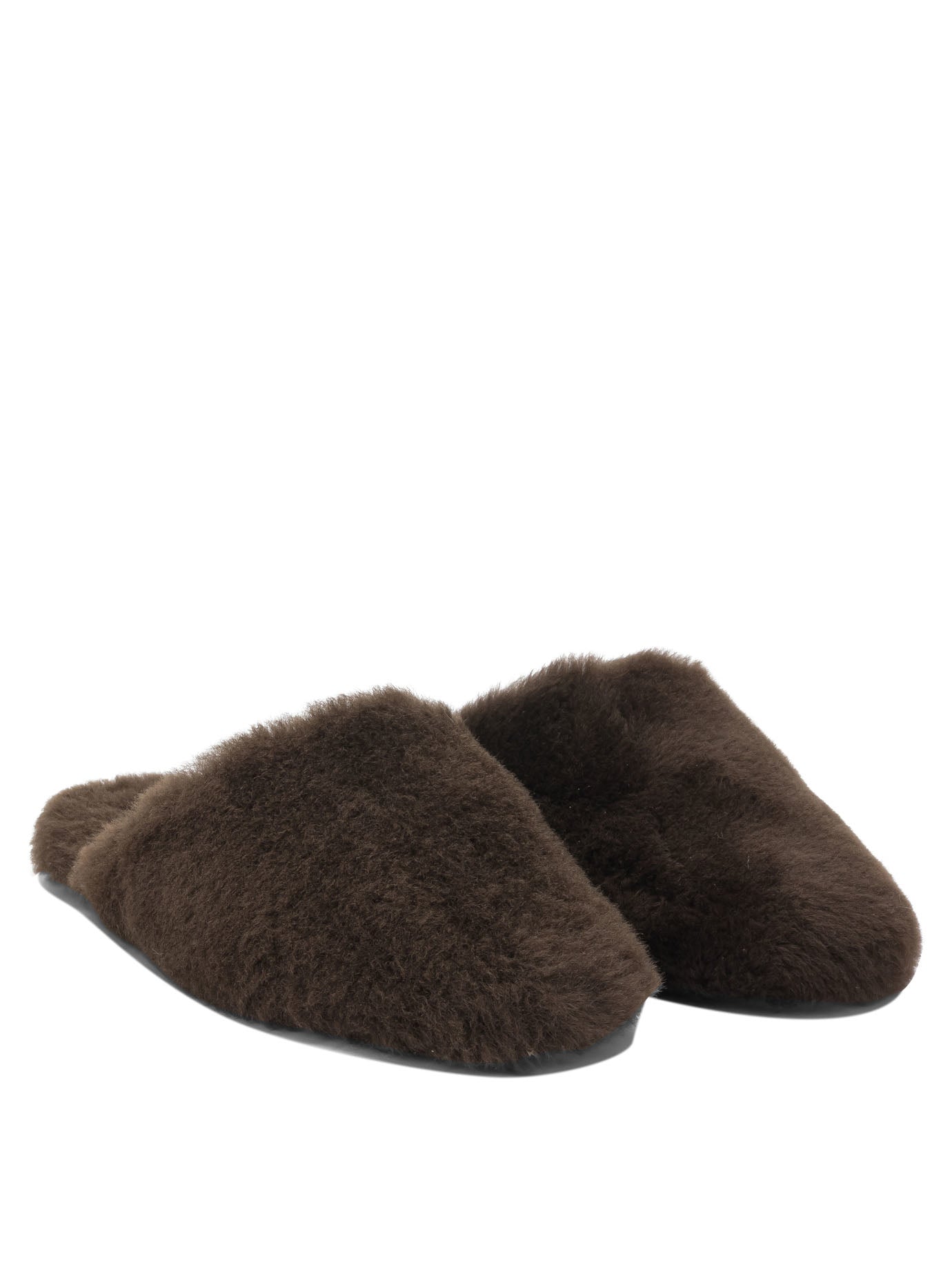 Aeyde Rega Slippers In Shearling