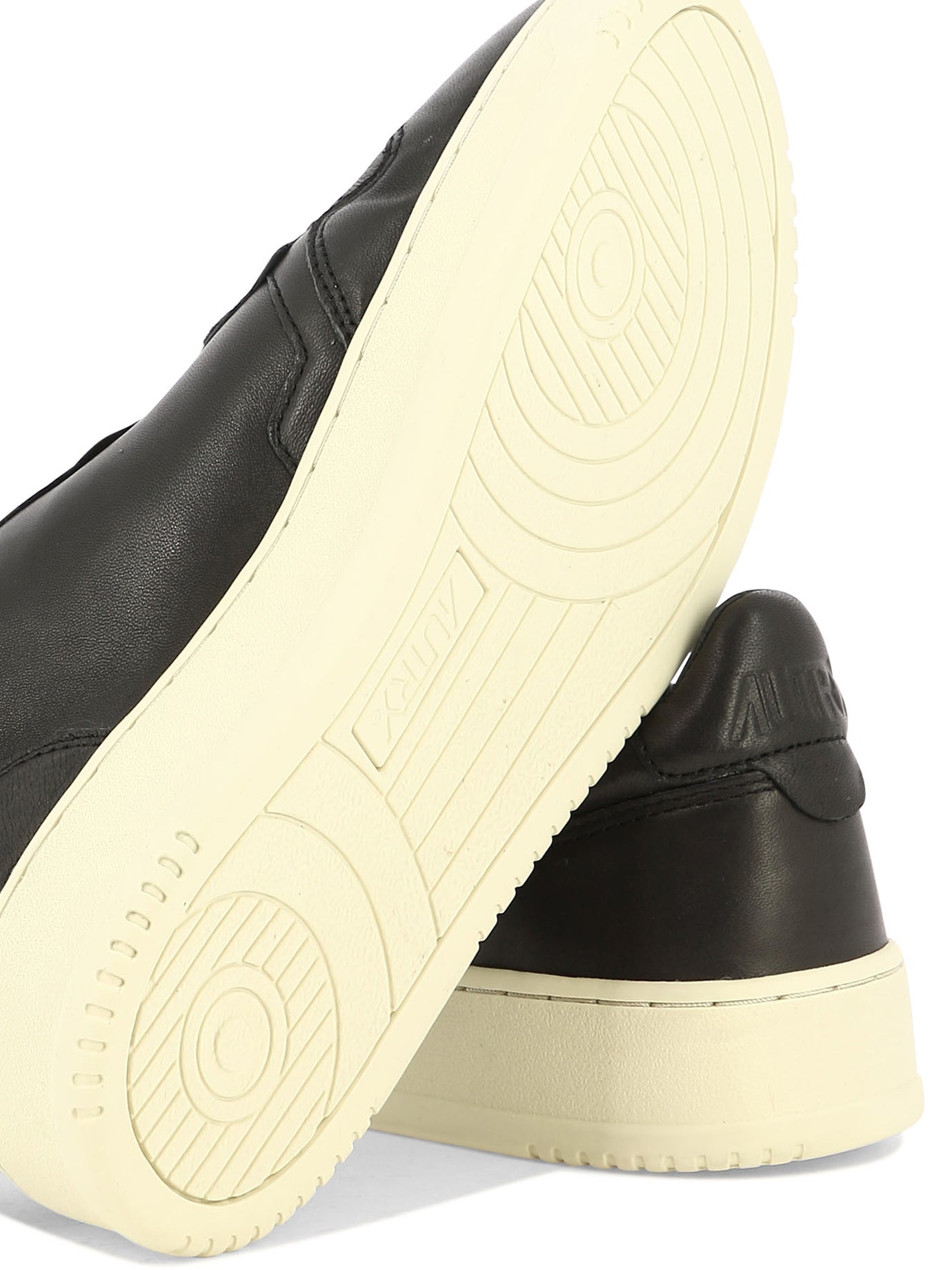 Autry Medalist Low Sneakers