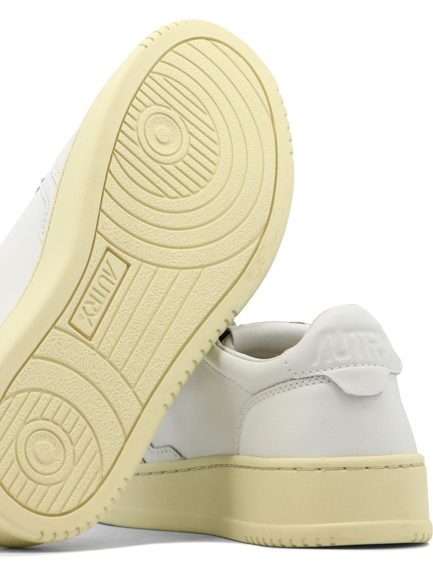 Autry Medalist Low Sneakers