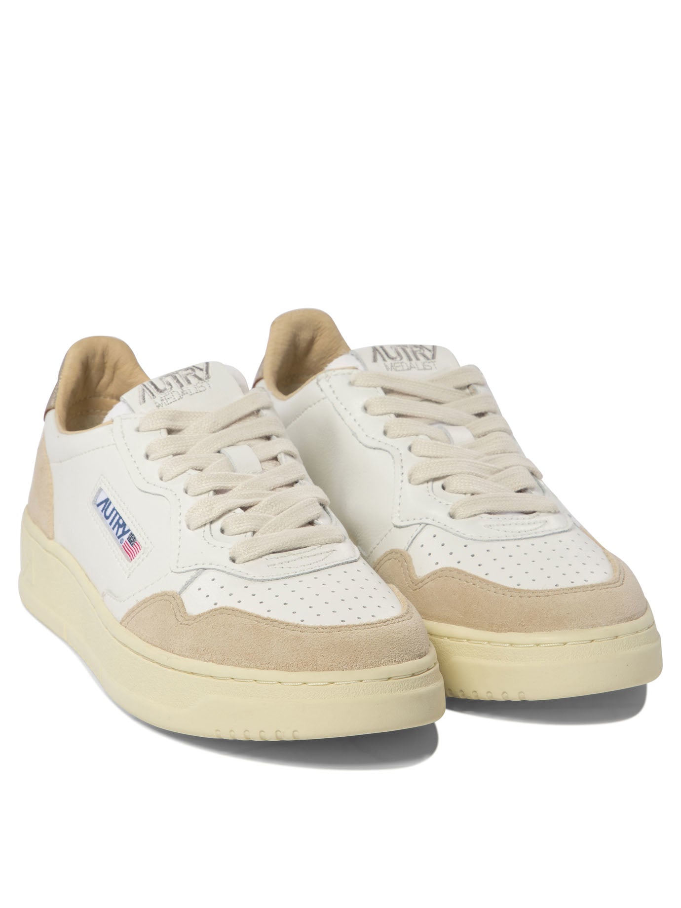 Autry Medalist Low Sneakers