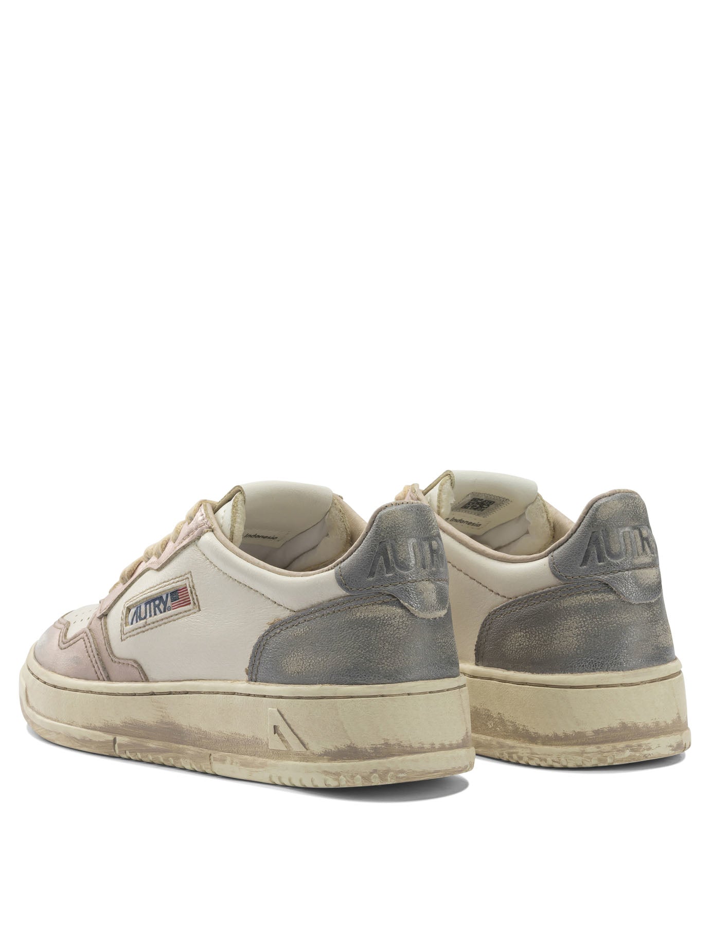 Autry Medalist Low Super Vintage Sneakers