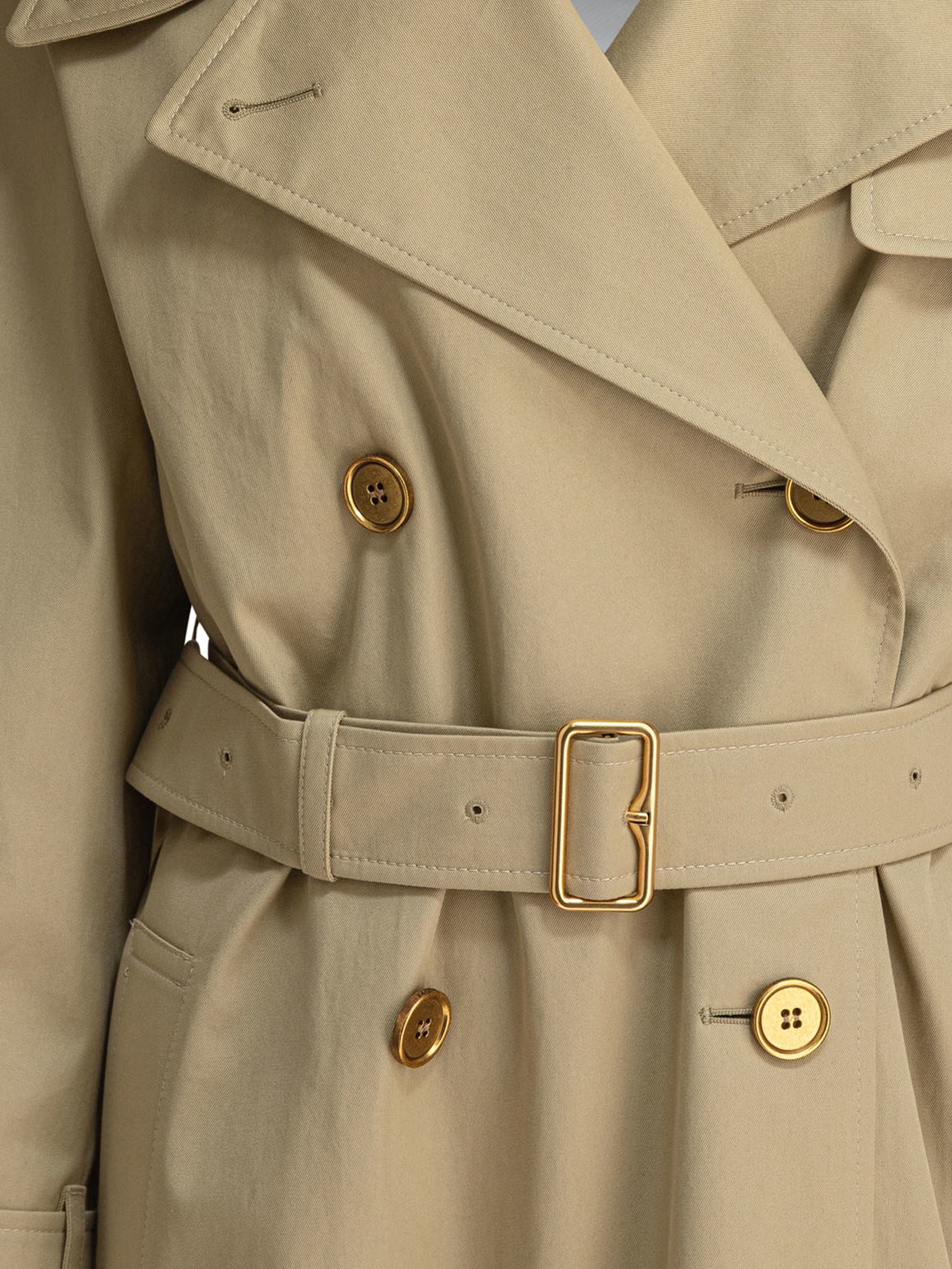 Burberry Castleford Trench Coat