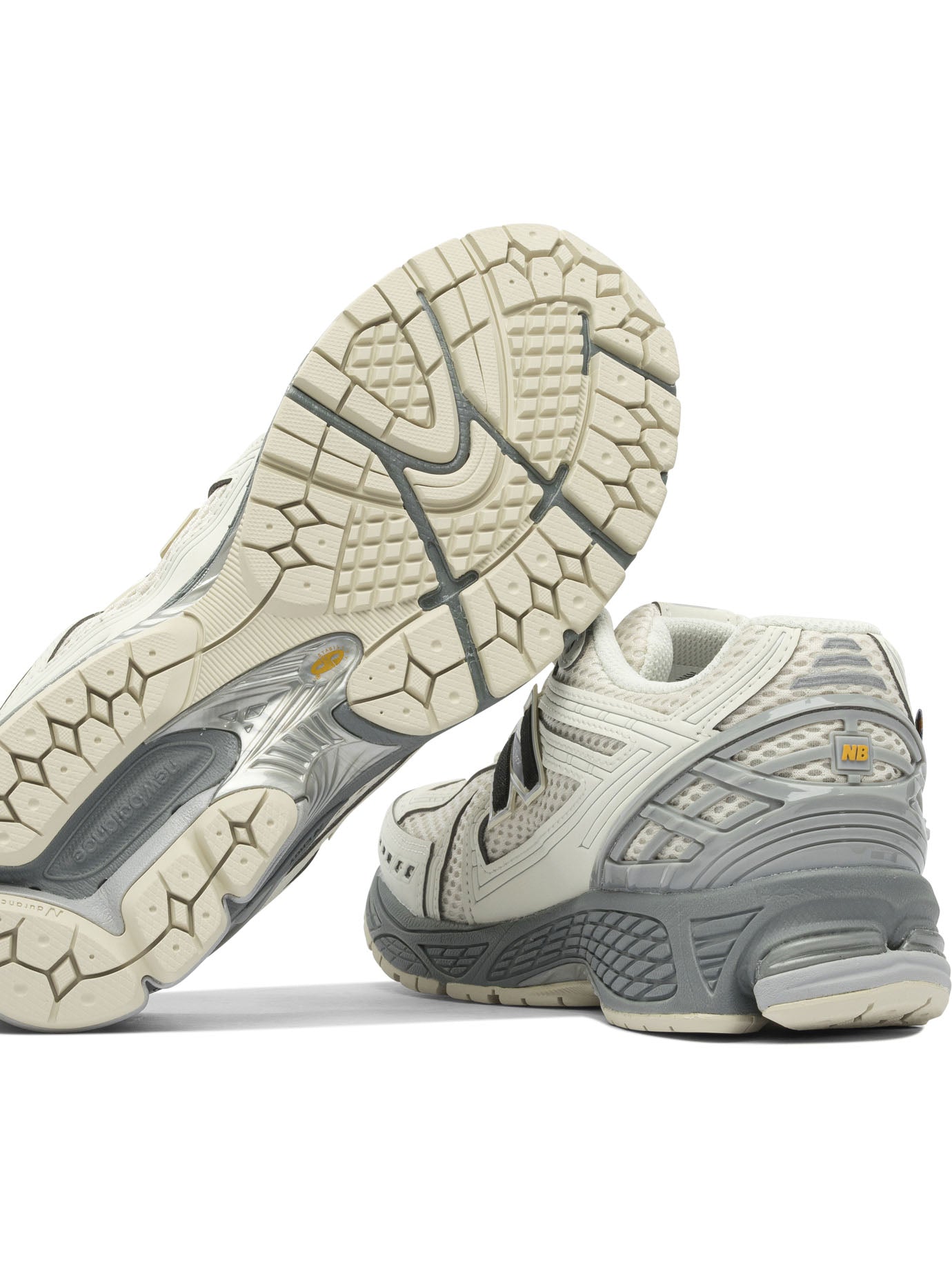 New Balance 1906R Sneakers