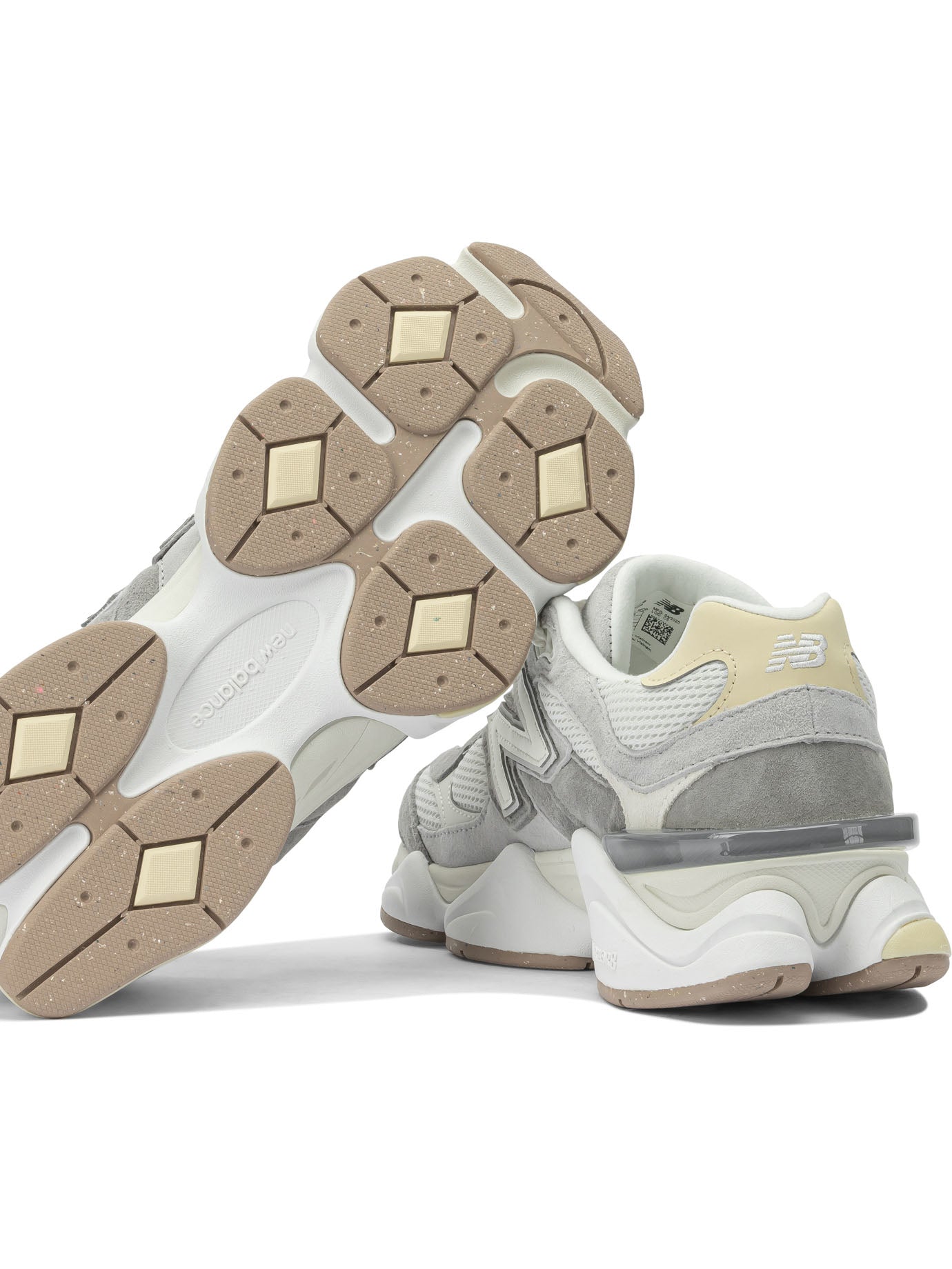 New Balance 9060 Sneakers