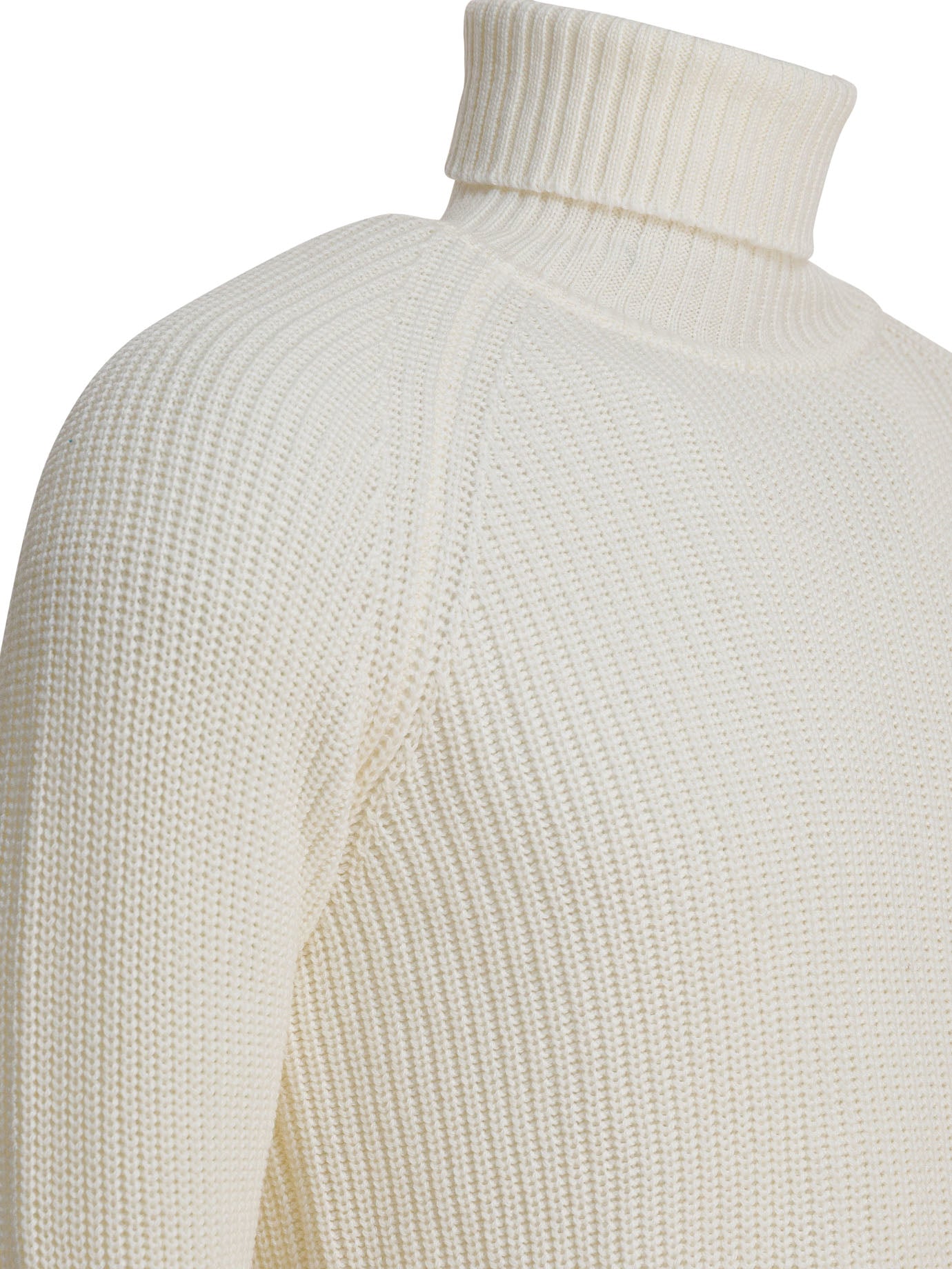 Rakkì Turtleneck Sweater Rebel