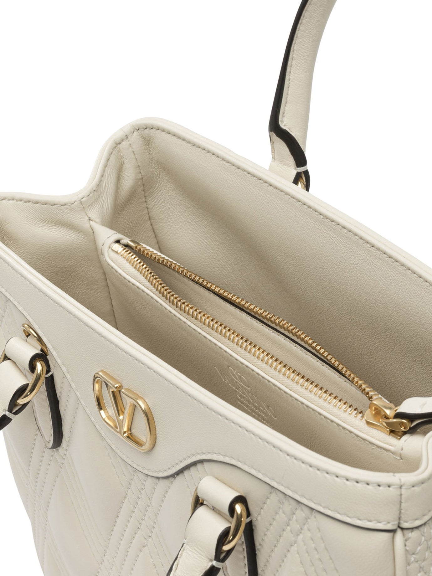 Valentino Garavani Quiltie 67 Shoulder Bag