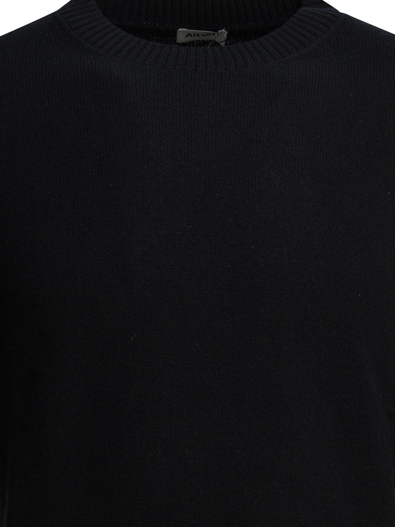 Altum Cashmere Crew-Neck Sweater