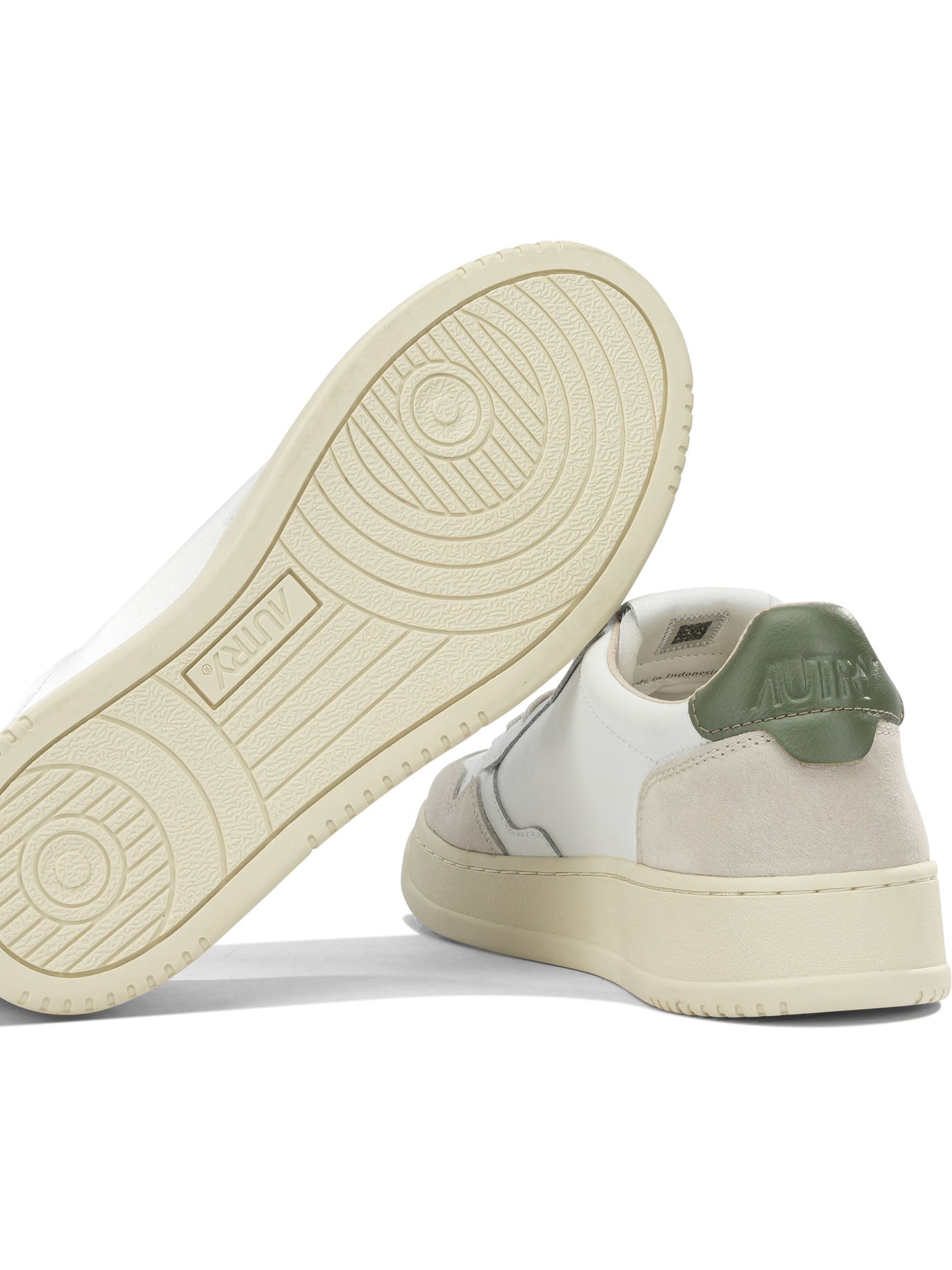 Autry Medalist Low Low Top Sneakers