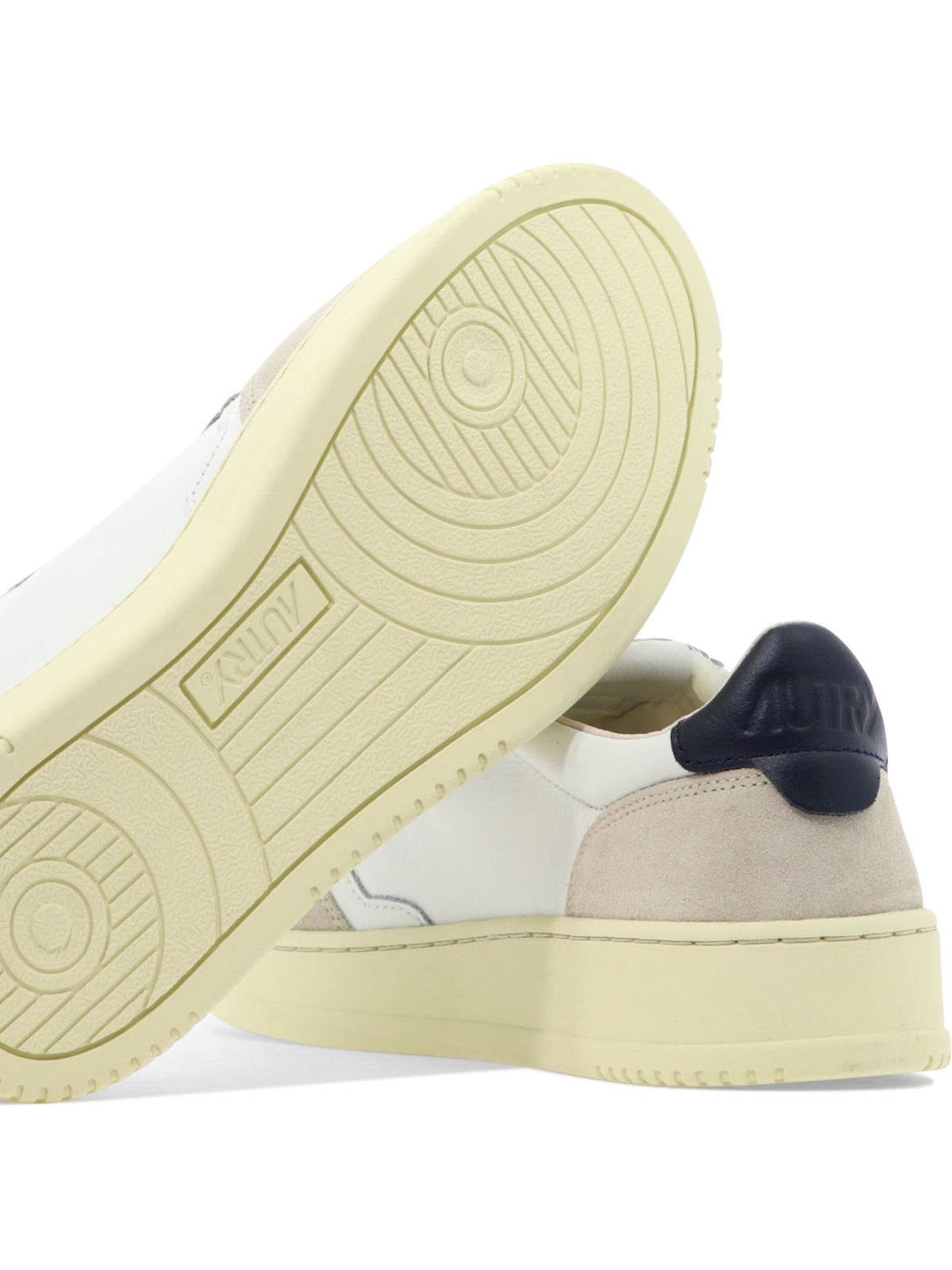 Autry Medalist Low Low-Top Sneakers