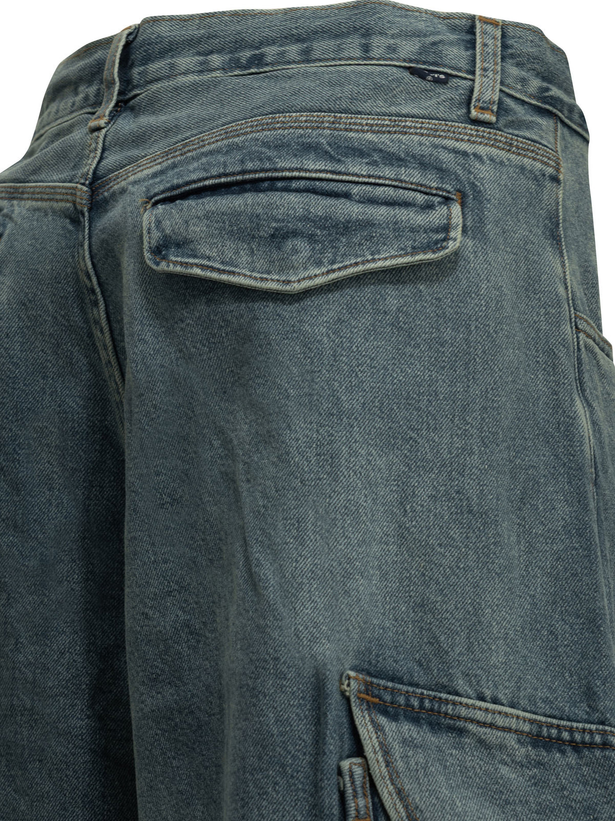 Levi's Cargo Wide-Leg Jeans