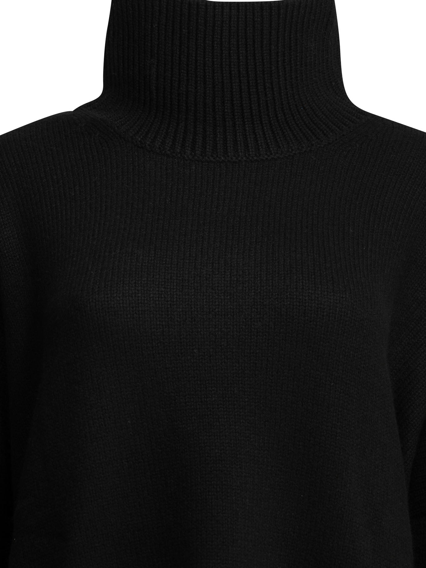 Lisa Yang Knitwear