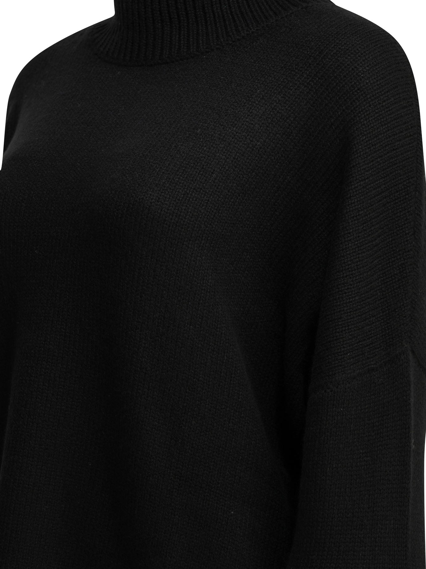 Lisa Yang Knitwear