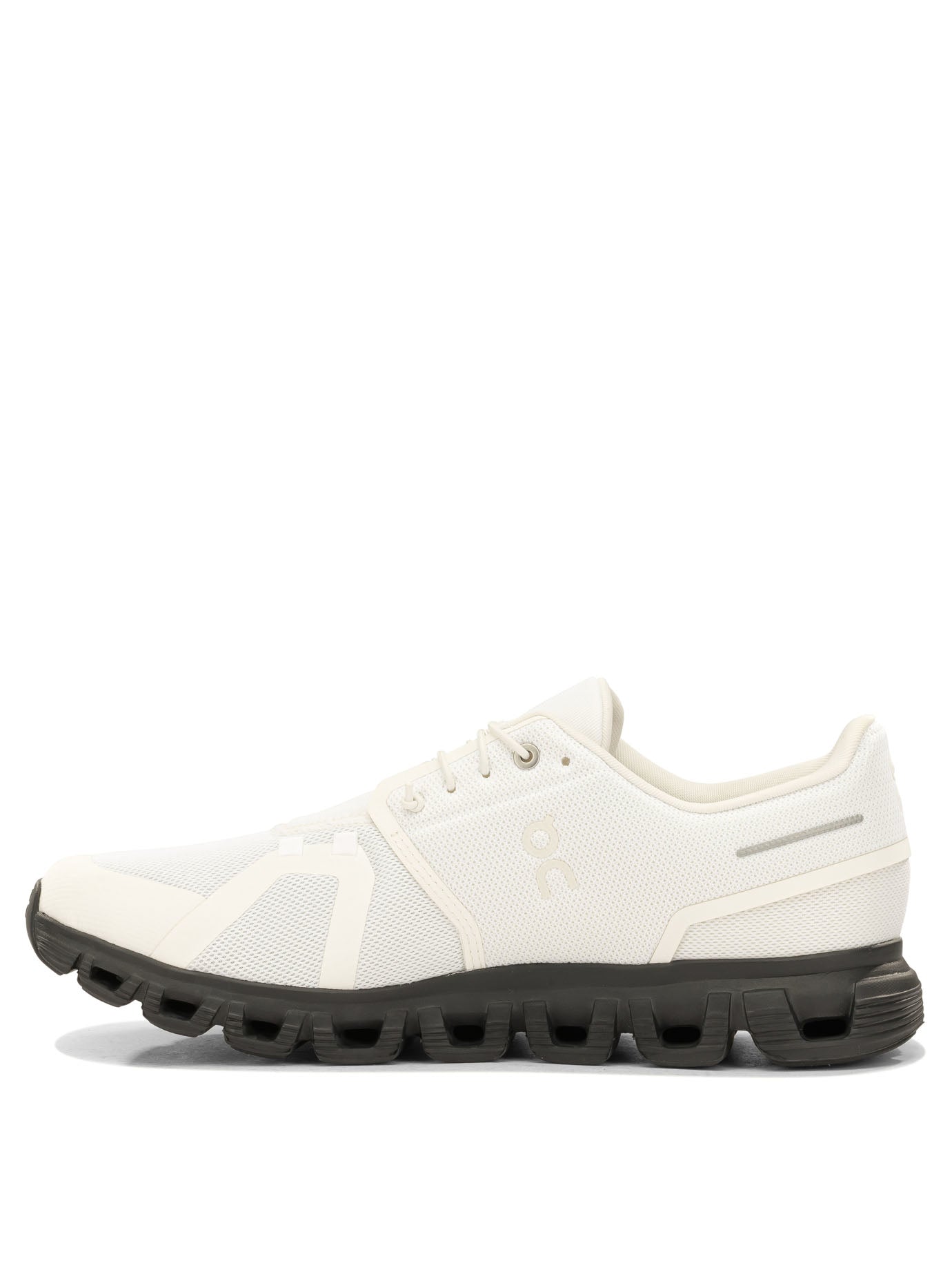 On Running Cloud 6 Low-Top Sneakers