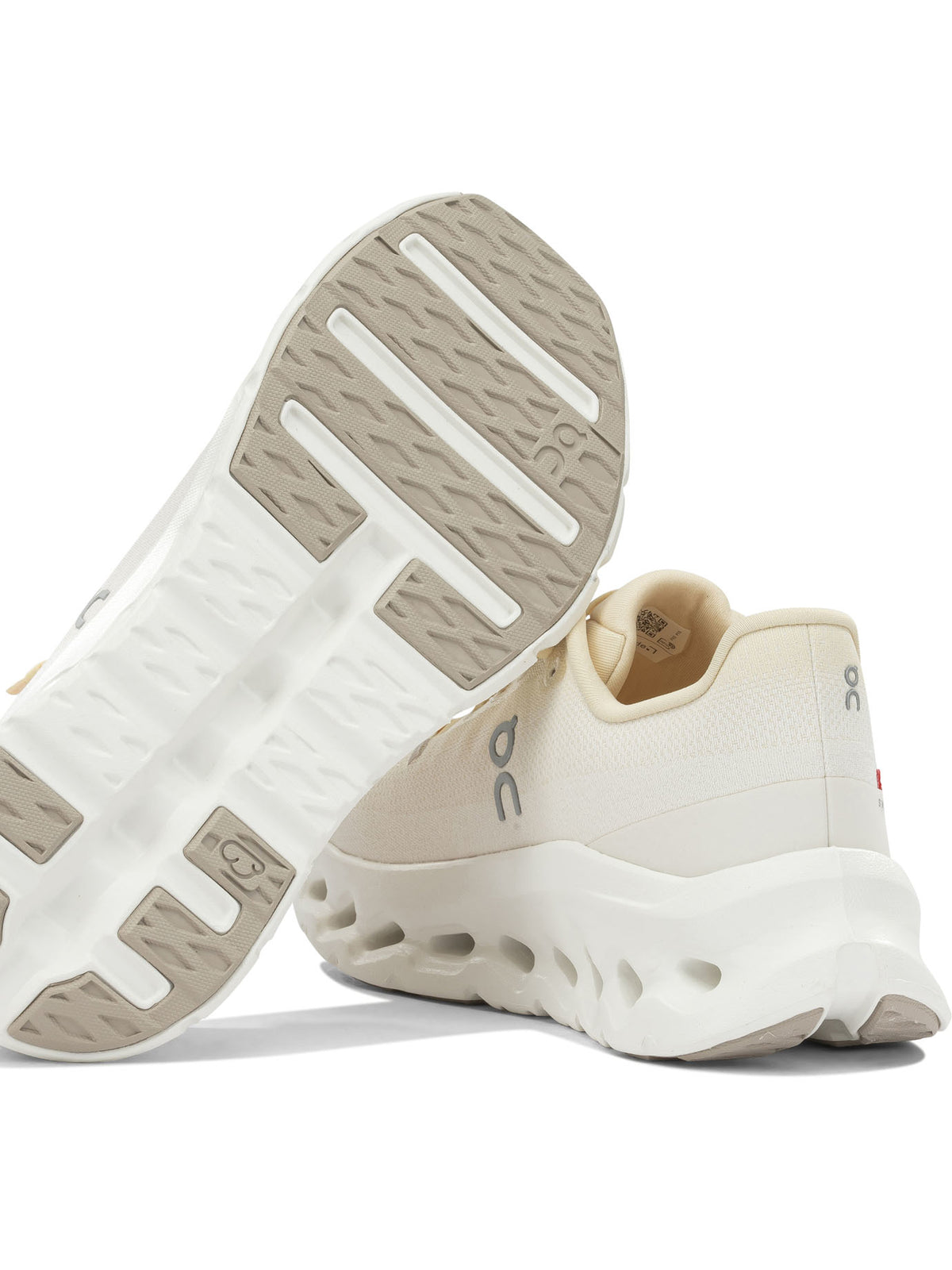 On Running Cloudtilt Low-Top Sneakers
