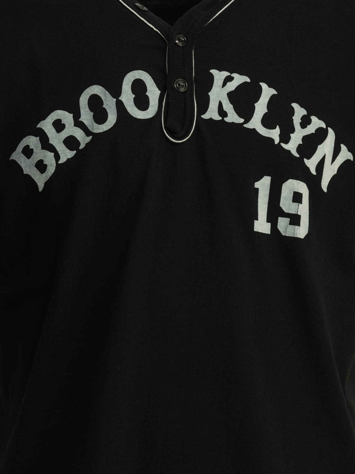 Whitesville Brooklyn 19' Baseball Henley T-Shirt
