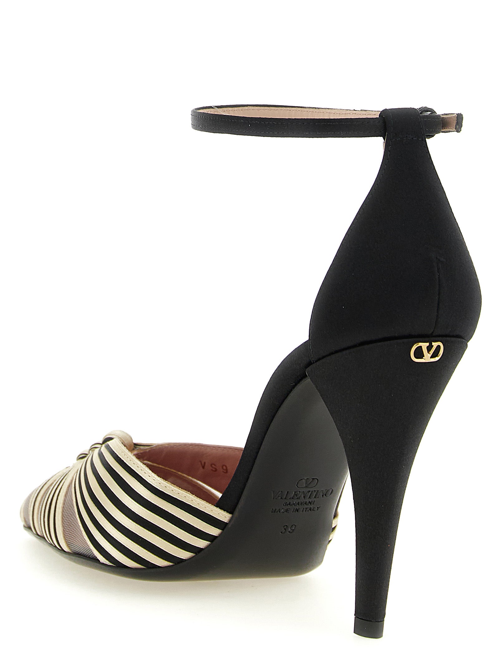 Valentino Garavani Valentino Garavani 'Annine' Pumps