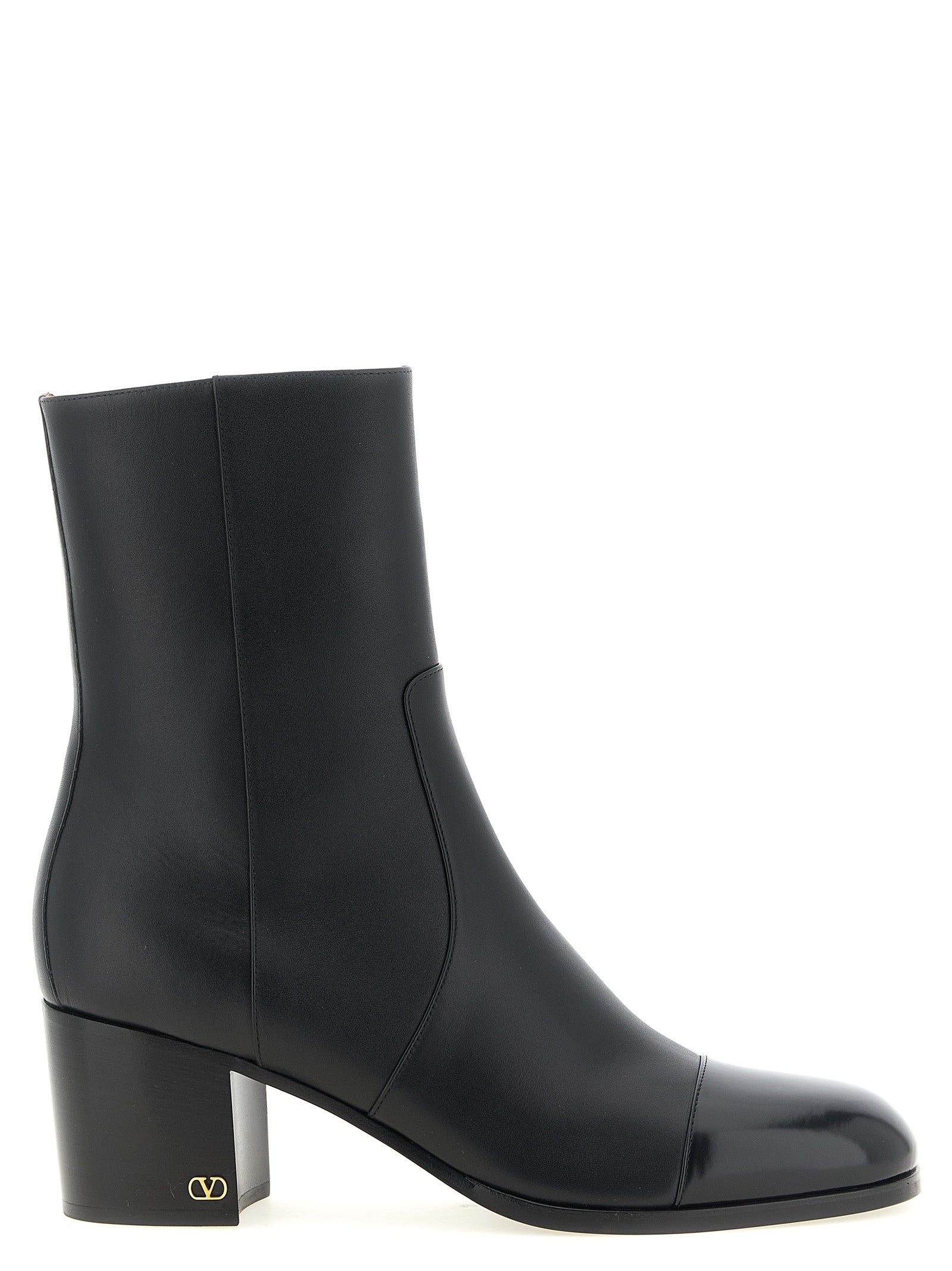 Valentino Garavani Valentino Garavani 'Zimmy' Ankle Boots