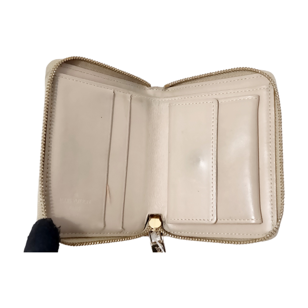 053 Pre-Owned Louis Vuitton Monogram Bifold Zip Wallet SP 0031 –  Thriftinghills LLC
